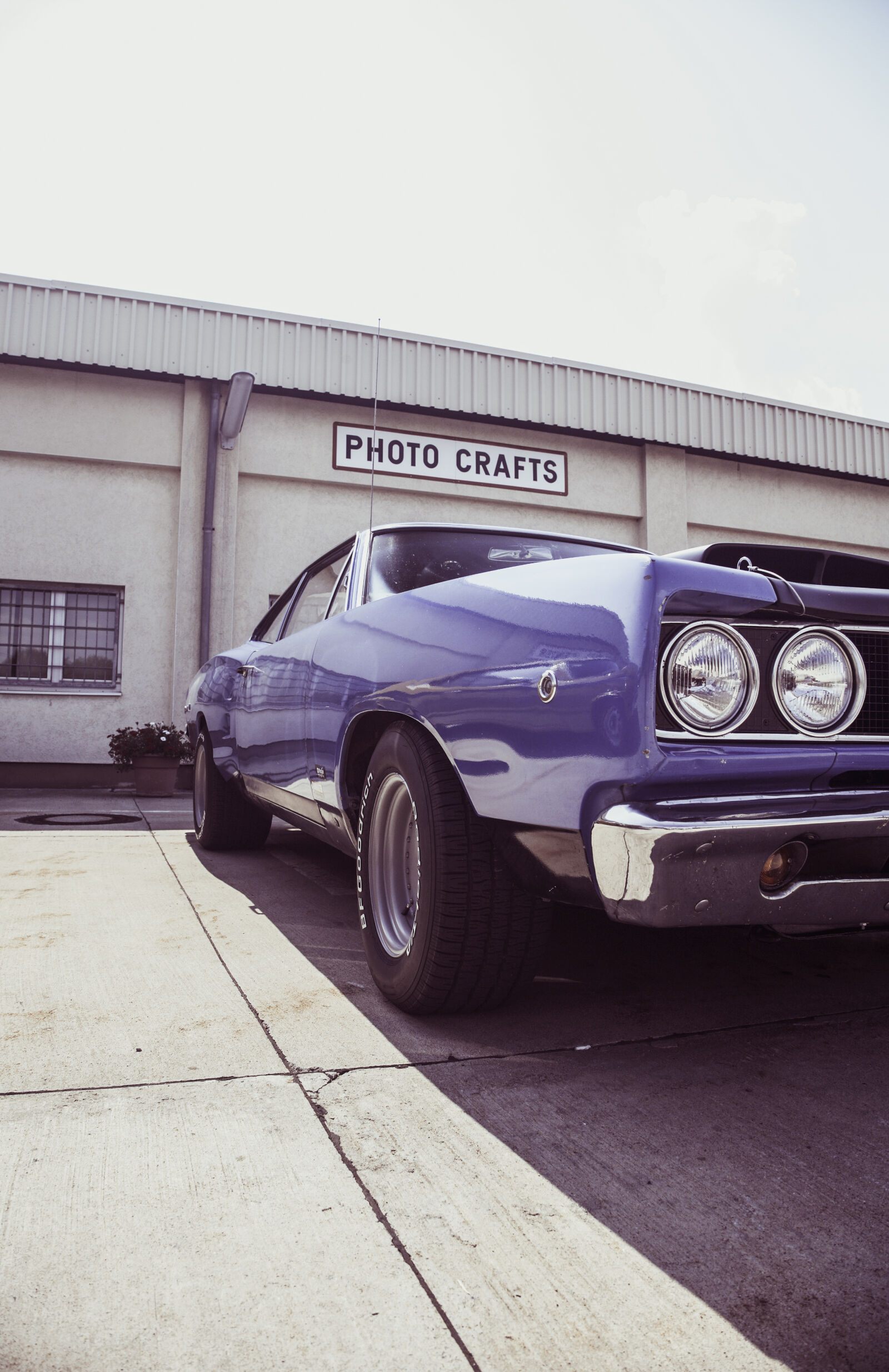 Canon EOS 5D sample photo. Vehicle, tires, classic, wheels photography