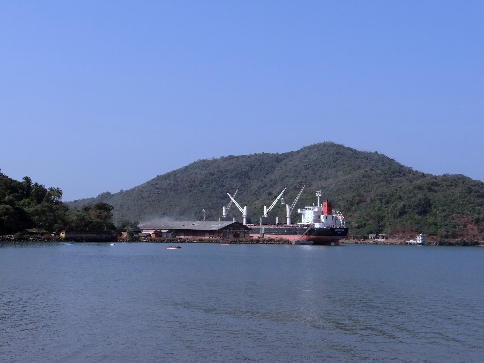 Sony DSC-HX200V sample photo. Port, ship, arabian sea photography