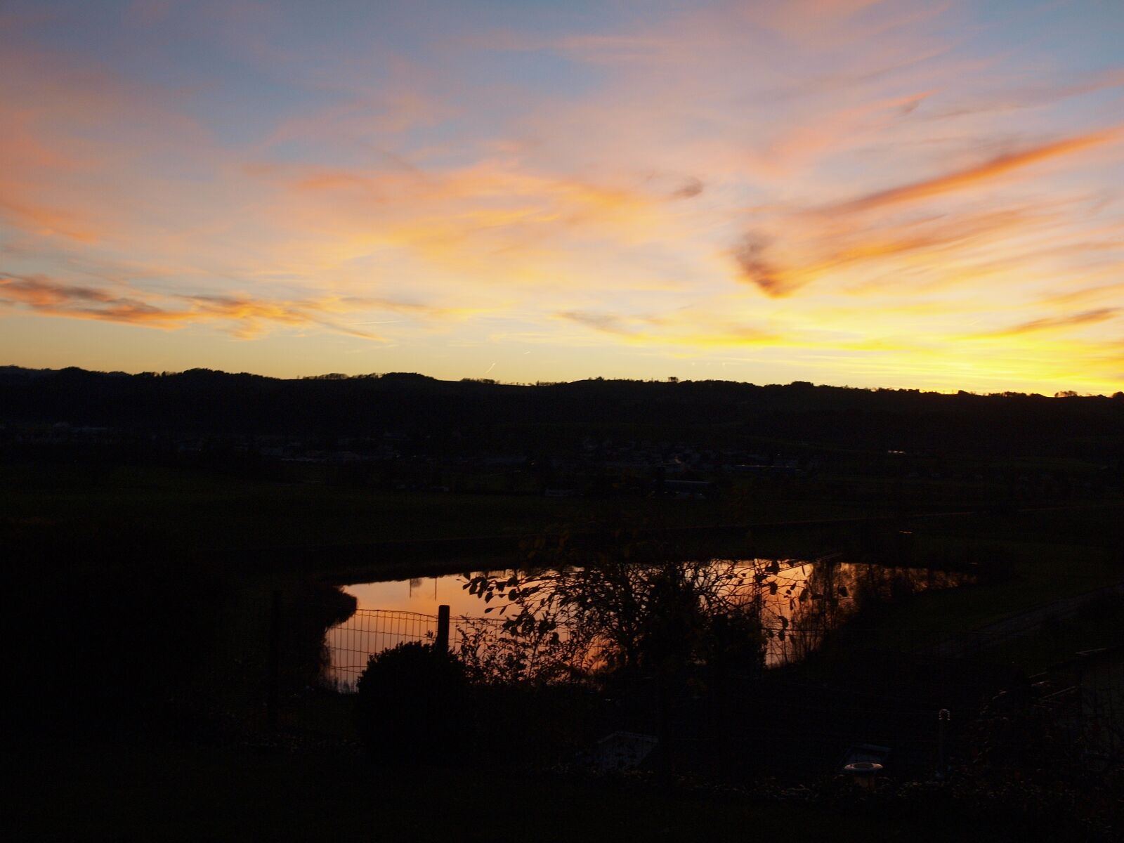 Olympus E-30 sample photo. Abendstimmung, sunset, clouds photography
