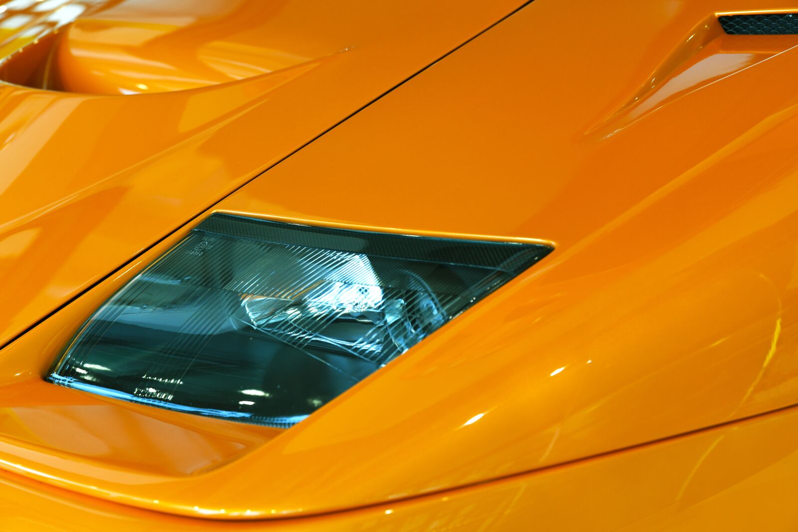 Nikon D850 sample photo. Spotlight, auto, lamborghini photography