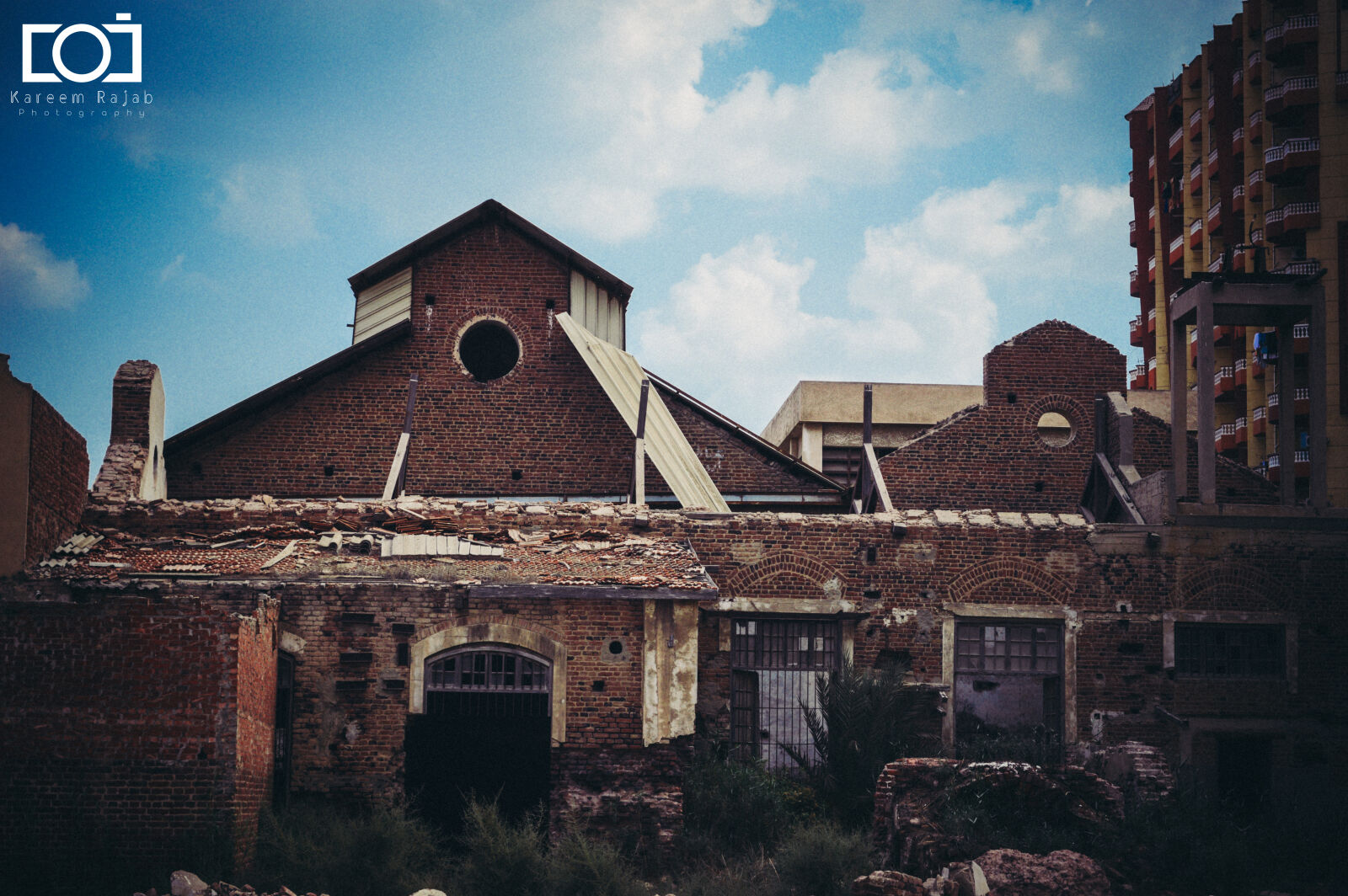 Nikon D3200 sample photo. Abandoned, building photography