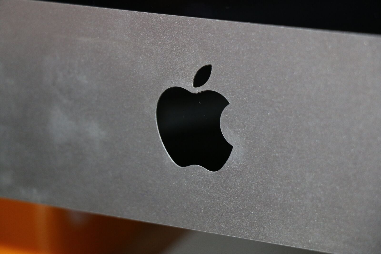 Canon EOS 70D sample photo. Apple, apple computer, apple photography