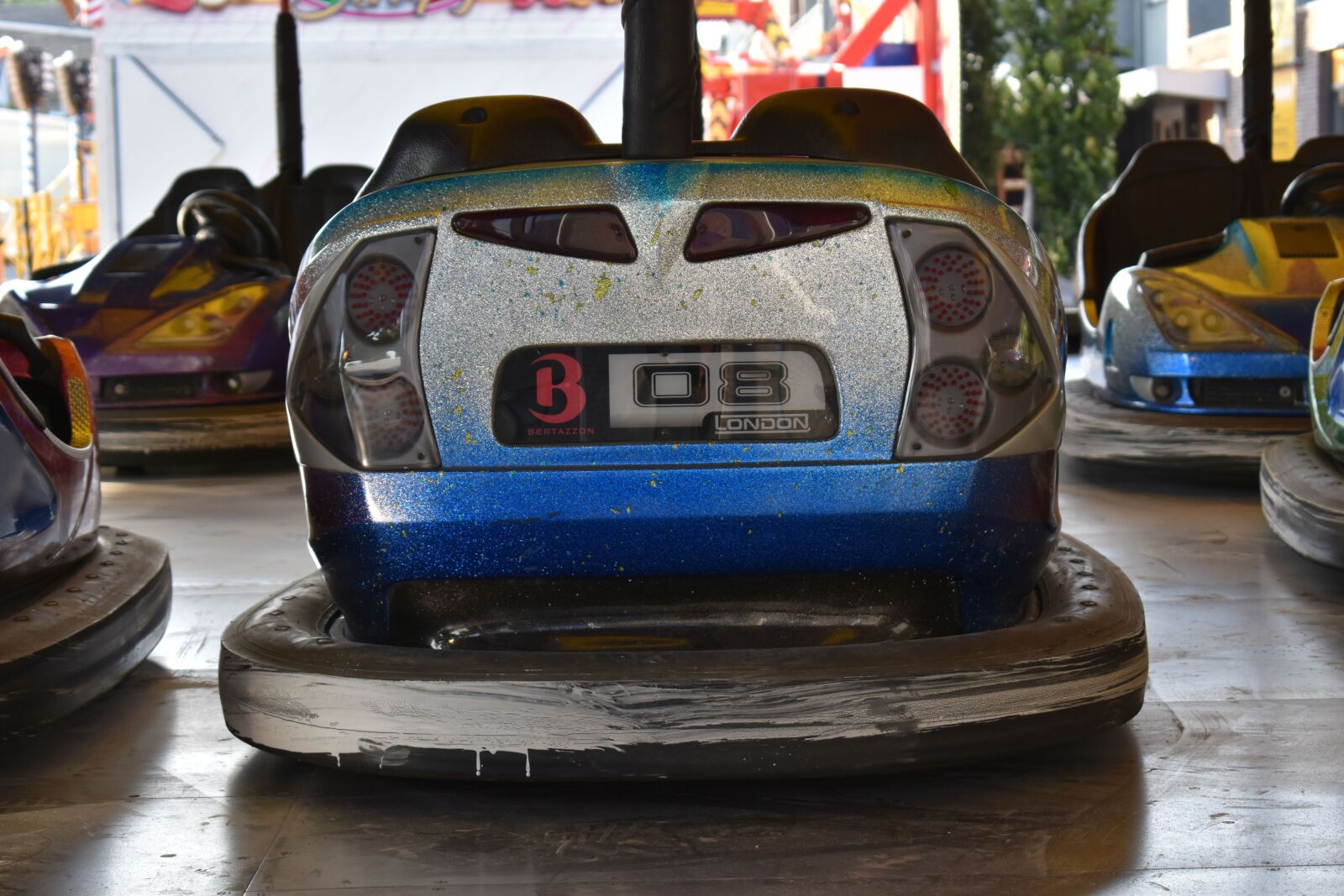 Nikon D3500 sample photo. Autoscooter, car, funfair photography
