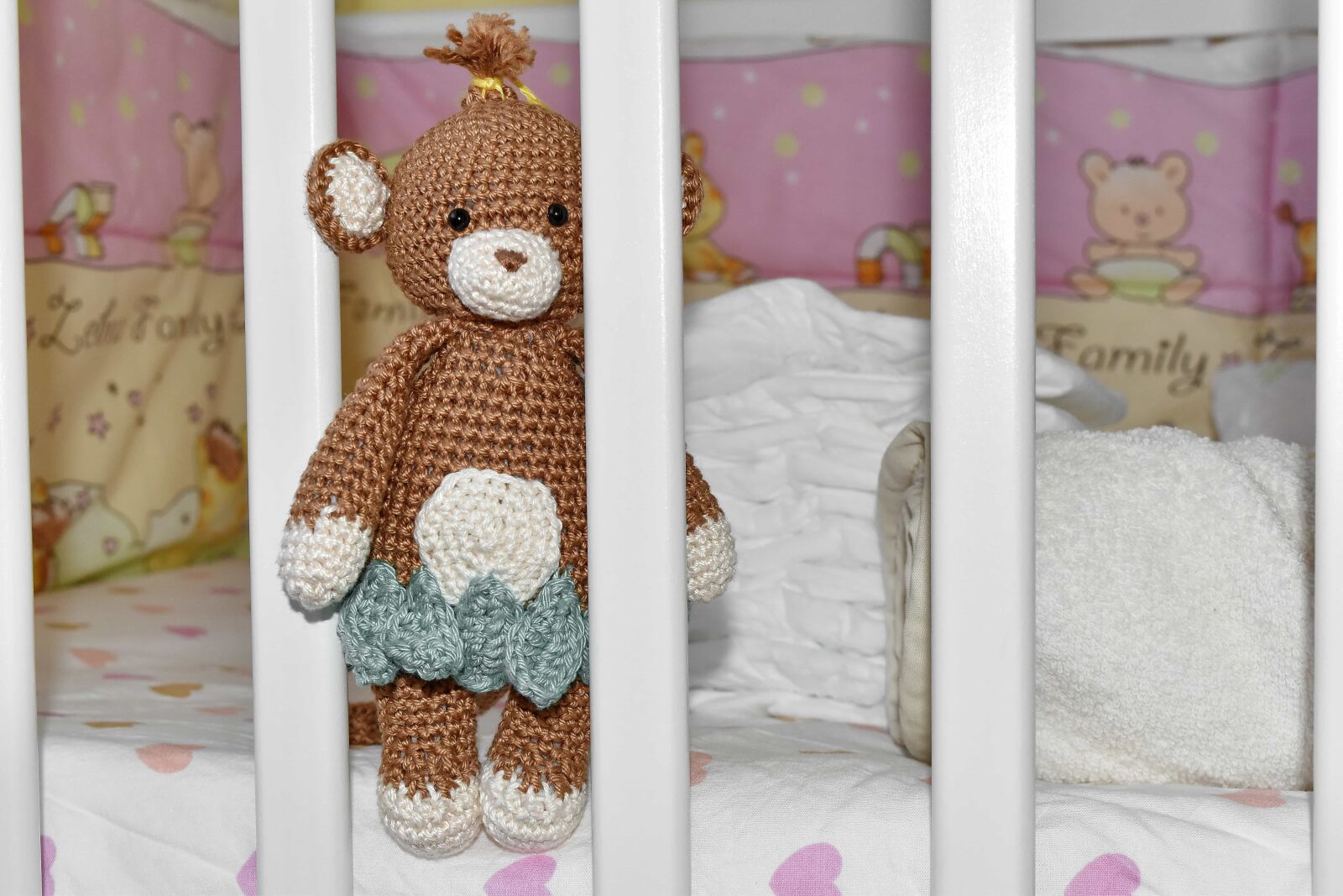 Nikon D5500 sample photo. Baby, bed, bedroom, diaper photography