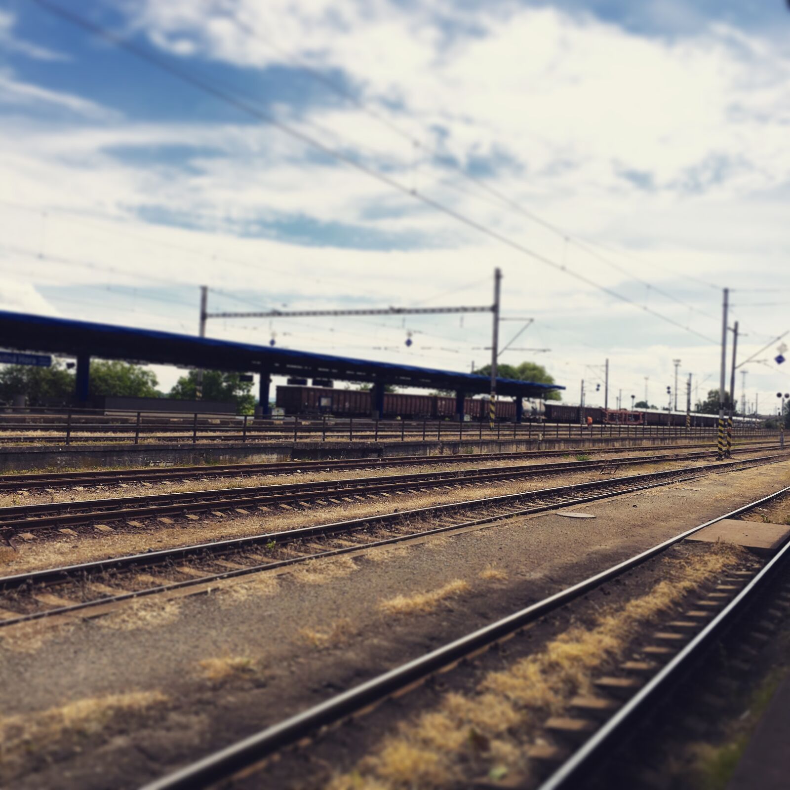 Apple iPhone 6s sample photo. Railroad, railway, station, steel photography