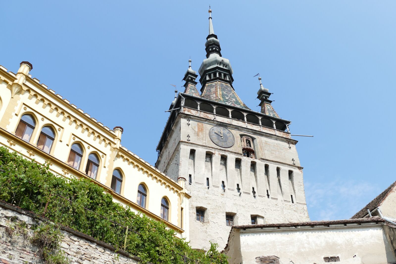 Panasonic Lumix DMC-FZ1000 sample photo. Sighisoara, romania, transylvania photography