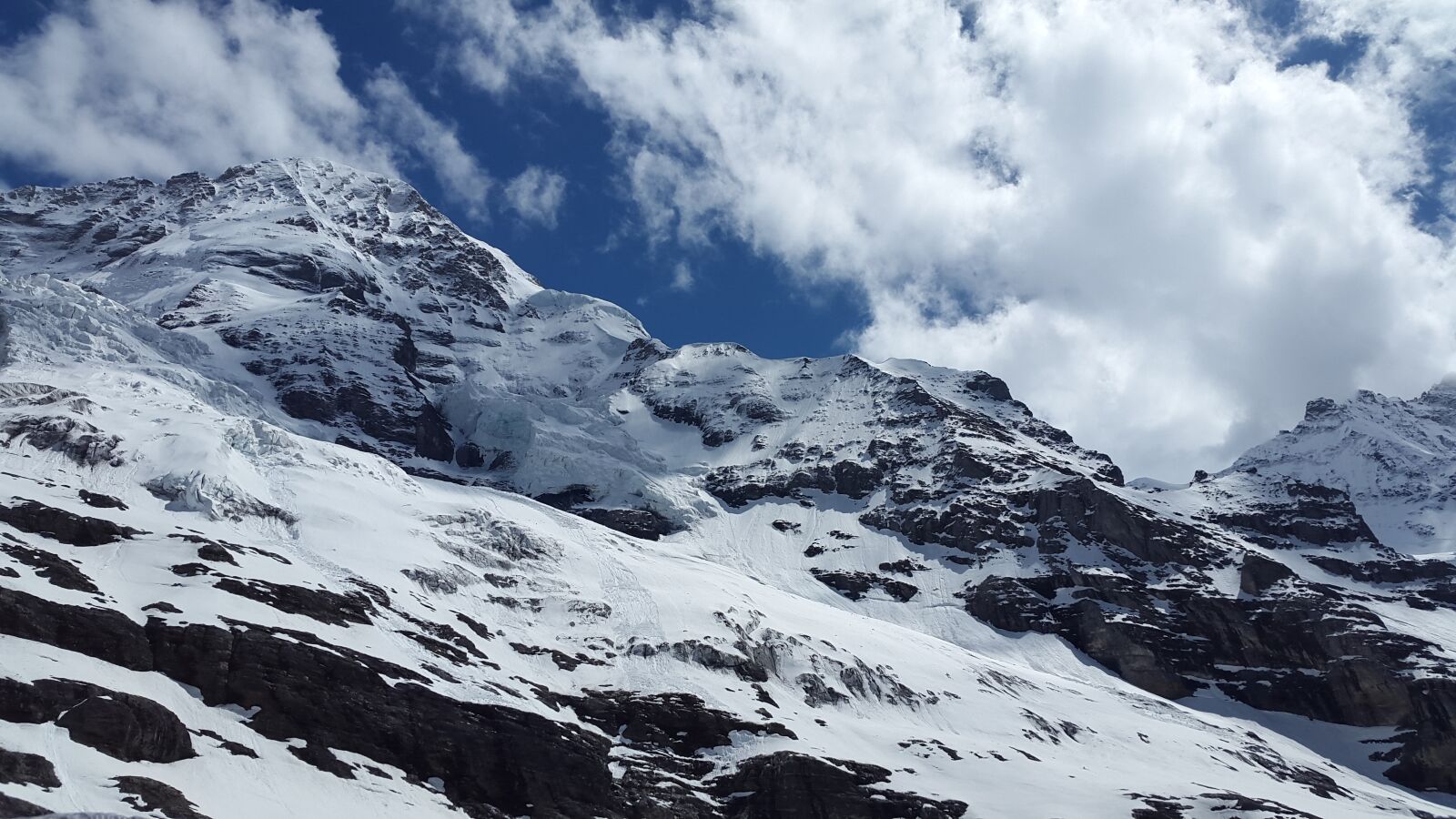 Samsung Galaxy Alpha sample photo. High mountains, mountain, monk photography