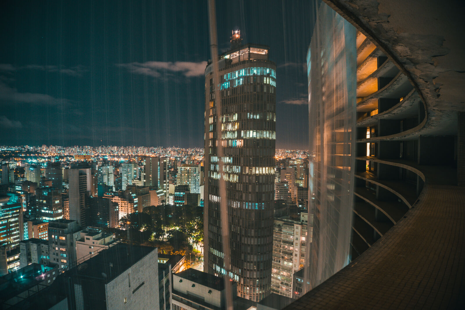 Sony a6300 sample photo. Buildings, city, city, view photography