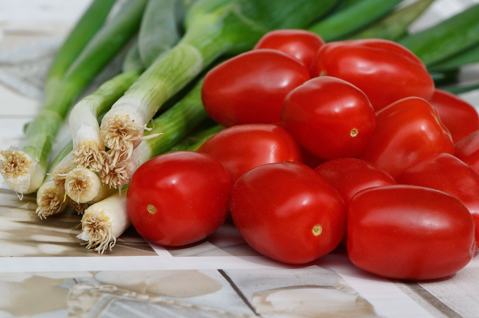 Nikon D3200 sample photo. Tomatoes, spring onions, vegetables photography