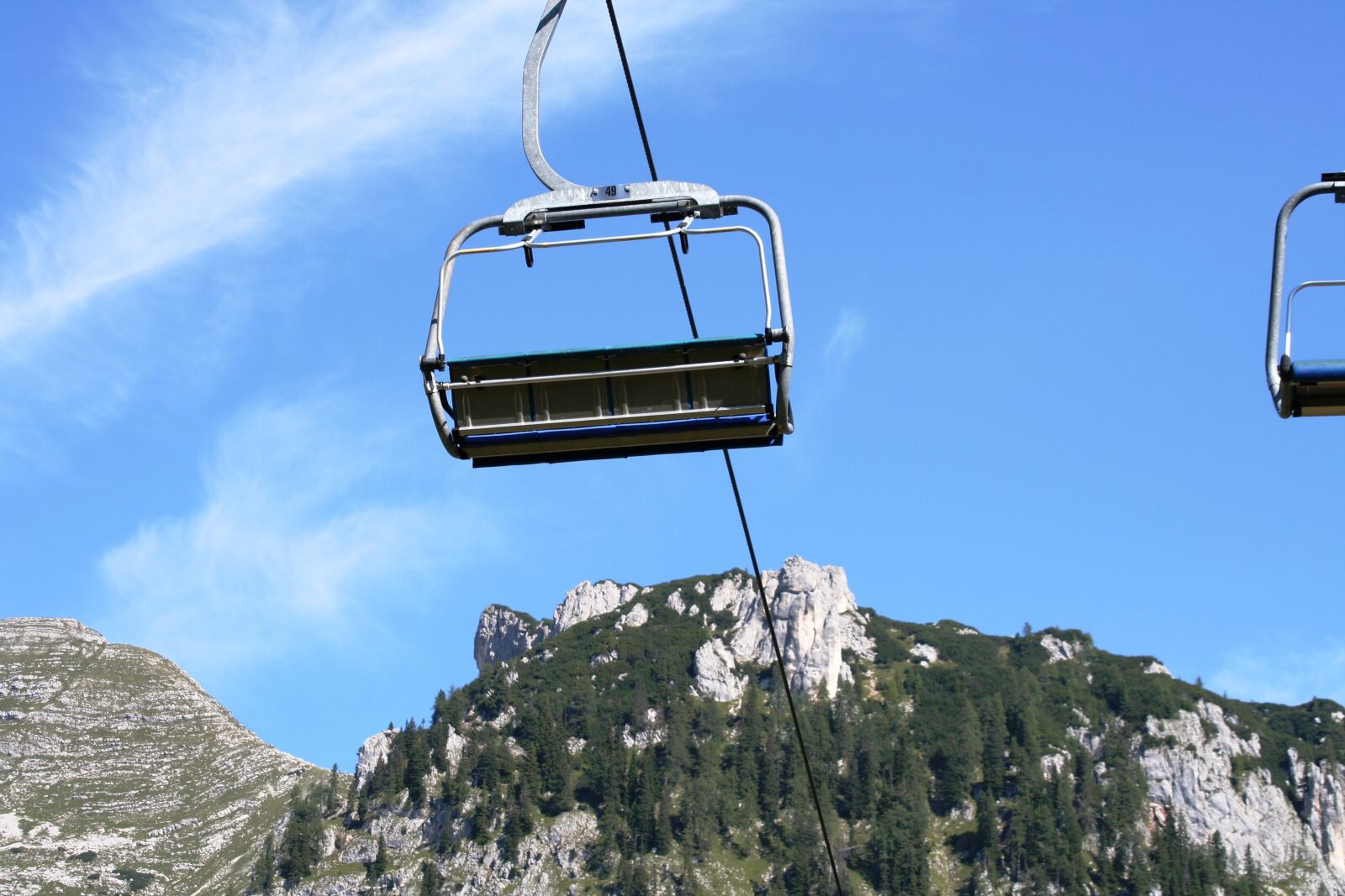 Canon EOS 350D (EOS Digital Rebel XT / EOS Kiss Digital N) sample photo. Chairlift, mountain, sky photography