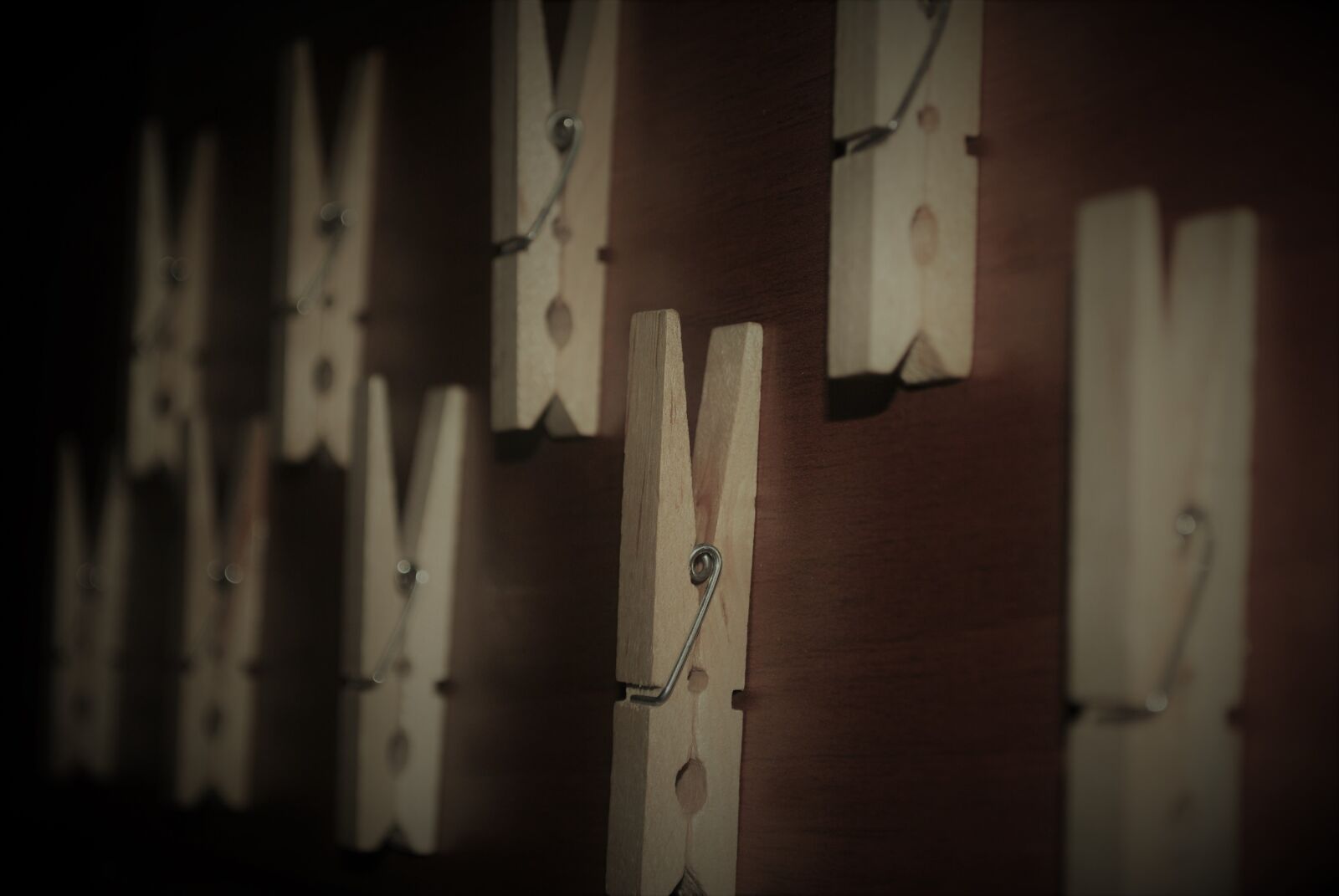 Nikon D3000 sample photo. Clothesline, hanging, wood photography