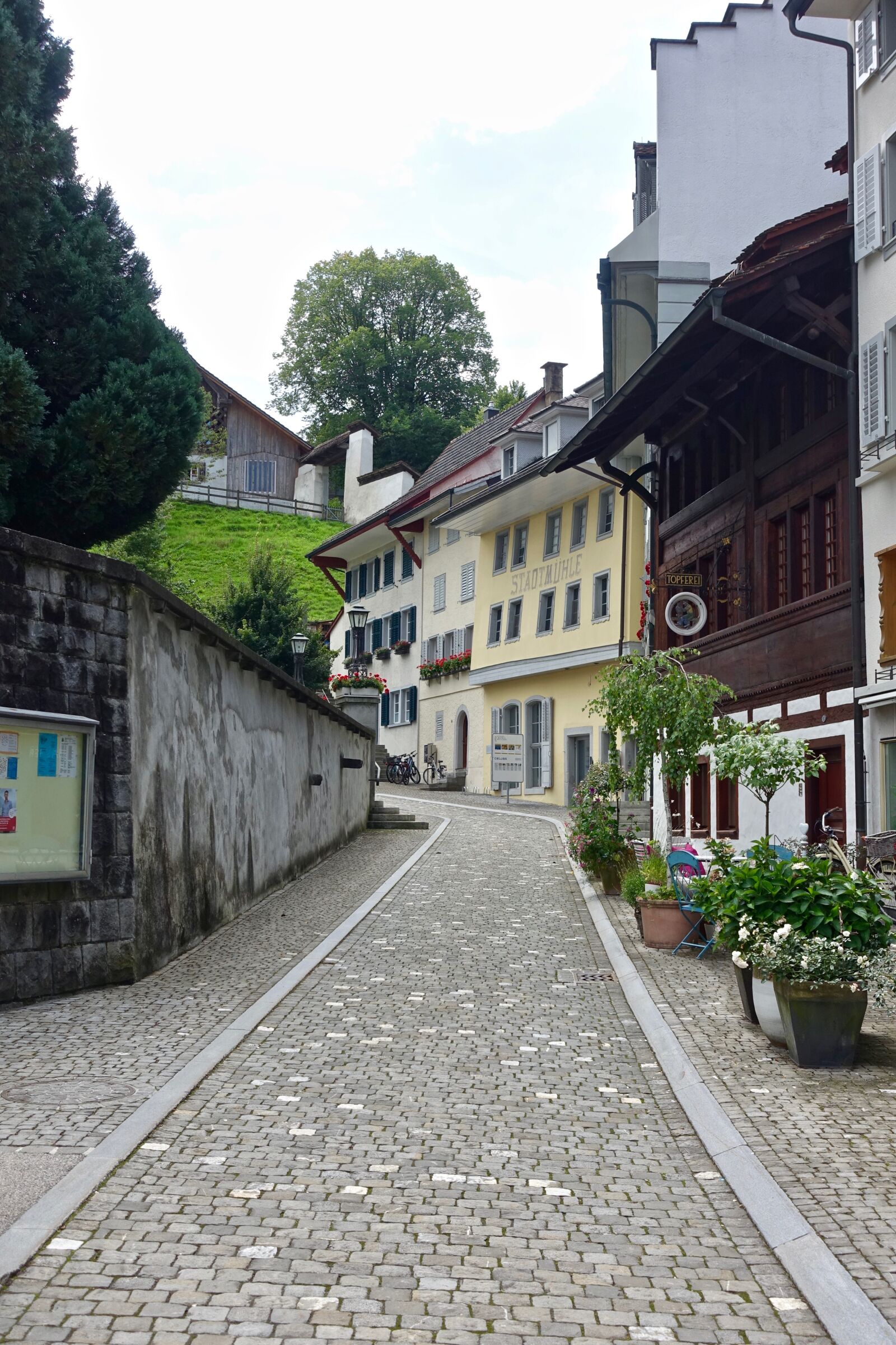 Sony Cyber-shot DSC-RX100 III sample photo. Cobblestones, street, surface photography