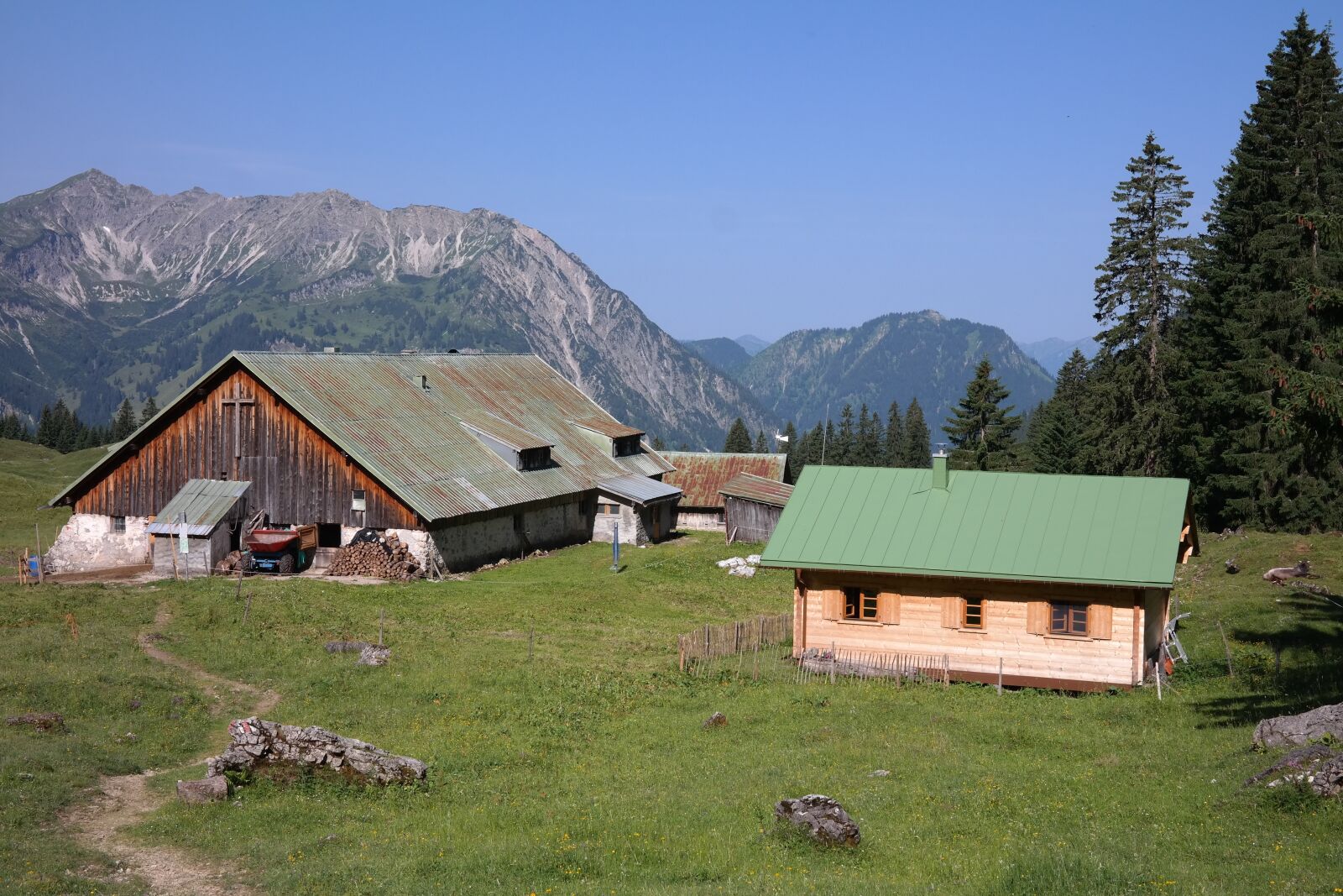 Samsung NX300 sample photo. Willers alp, alp, bad photography
