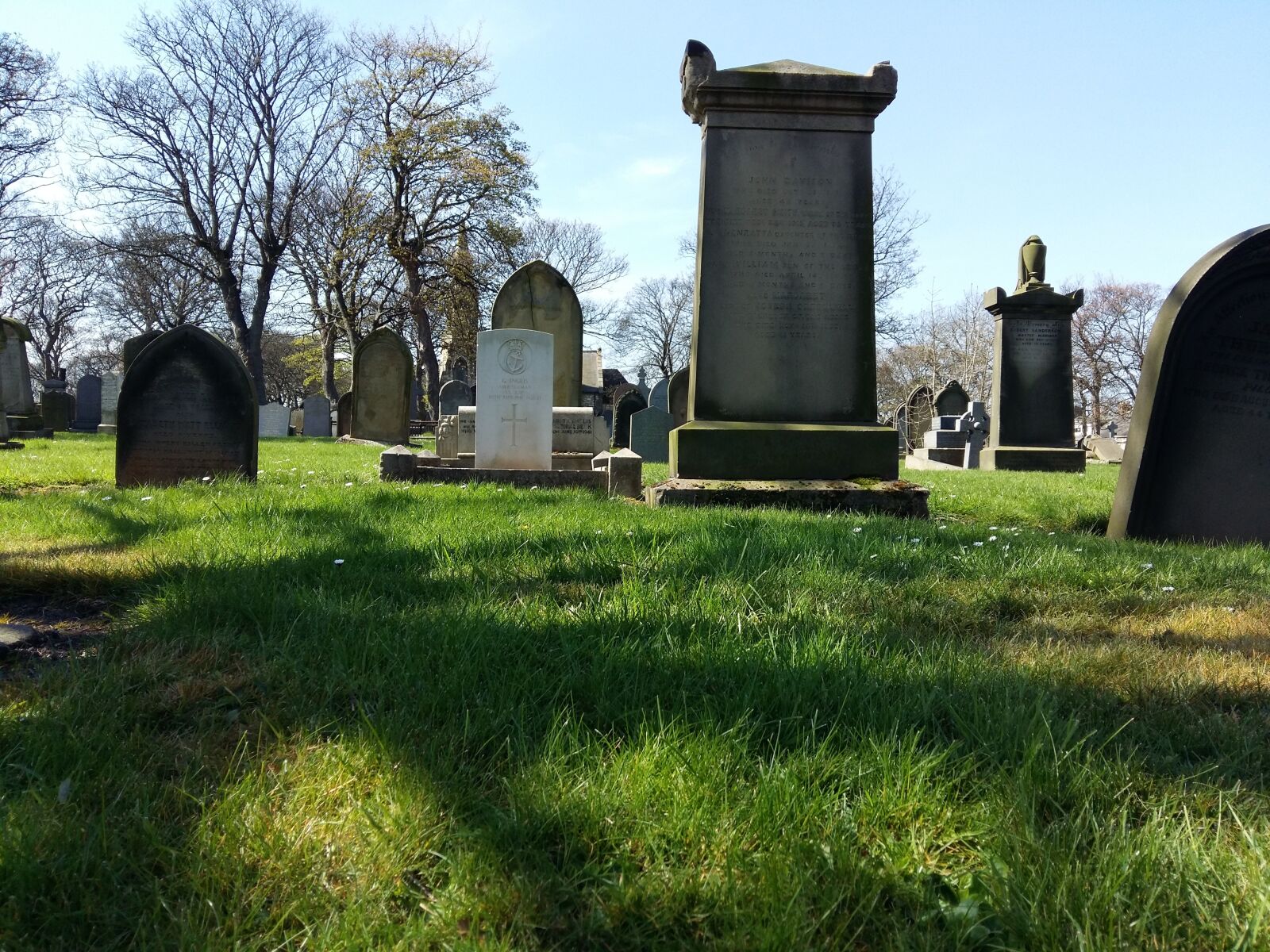 Samsung Galaxy A5 sample photo. Graveyard, cemetery, grave photography