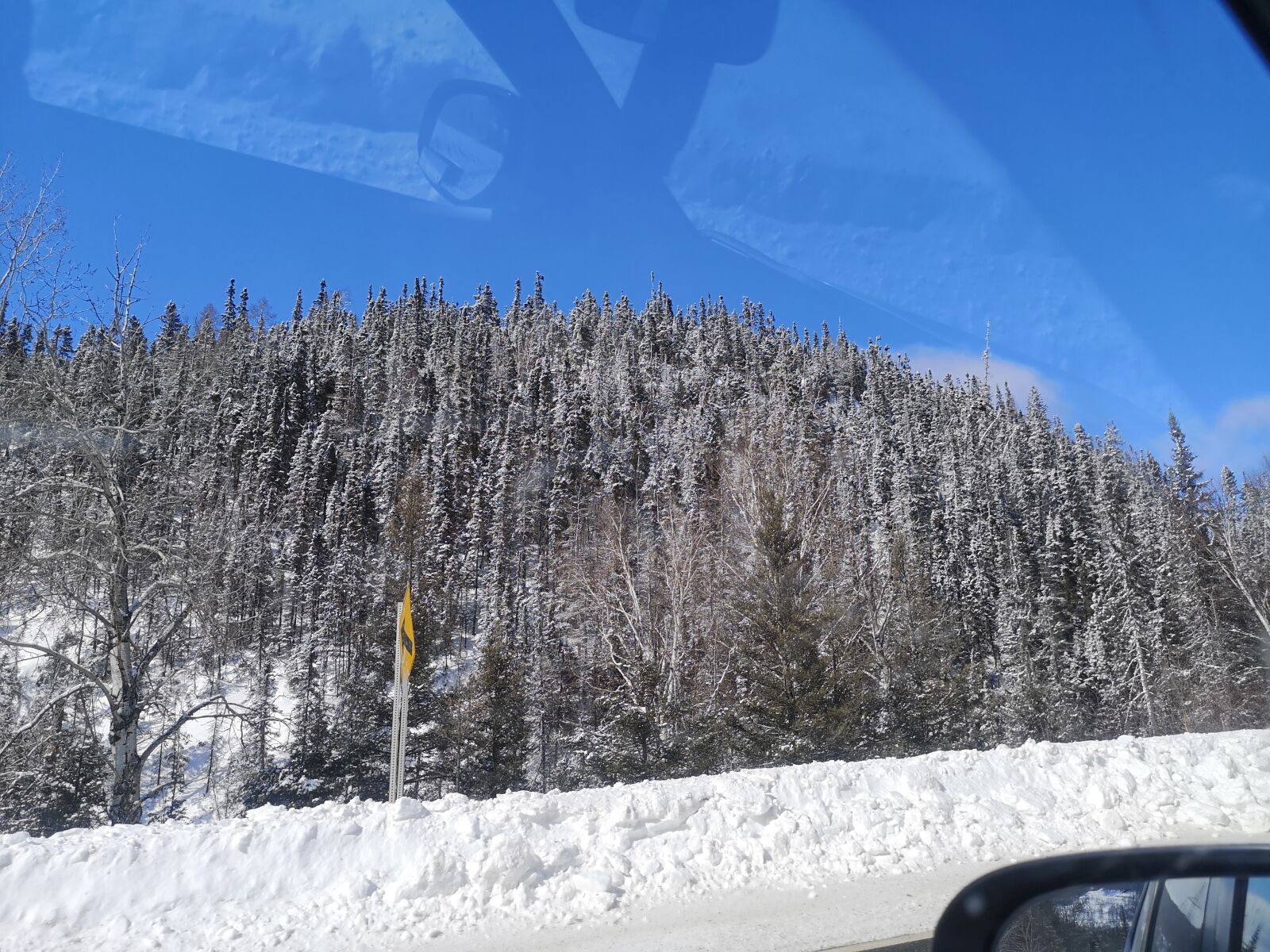 HUAWEI P20 Pro sample photo. Winter, snow road, mountains photography