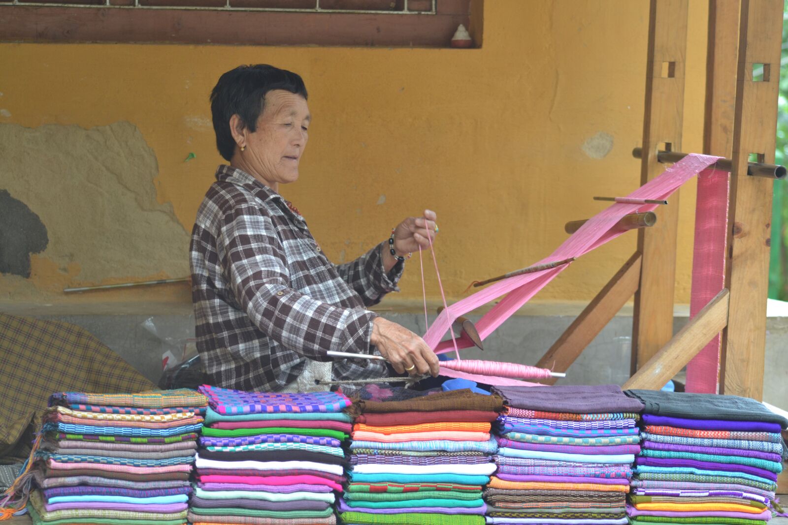 Nikon D3100 sample photo. Weaving, textile, craft photography