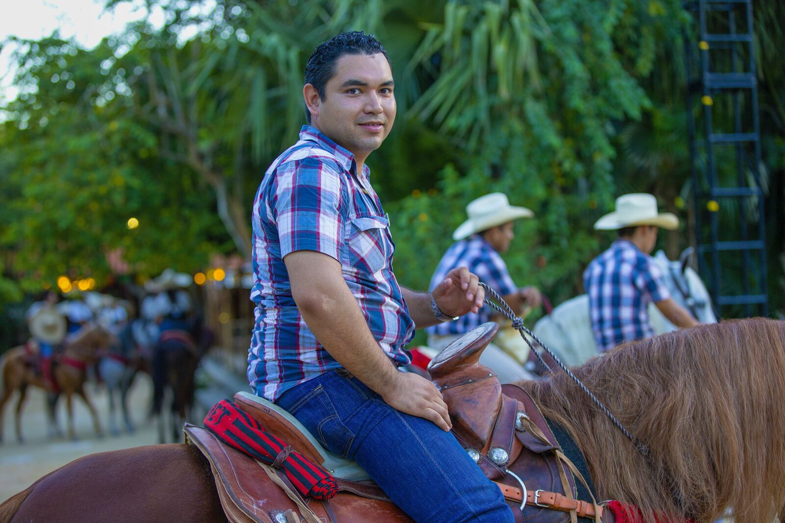 Canon EOS-1D X + Canon EF 70-200mm F2.8L IS II USM sample photo. Cowboy, mexico, rider photography