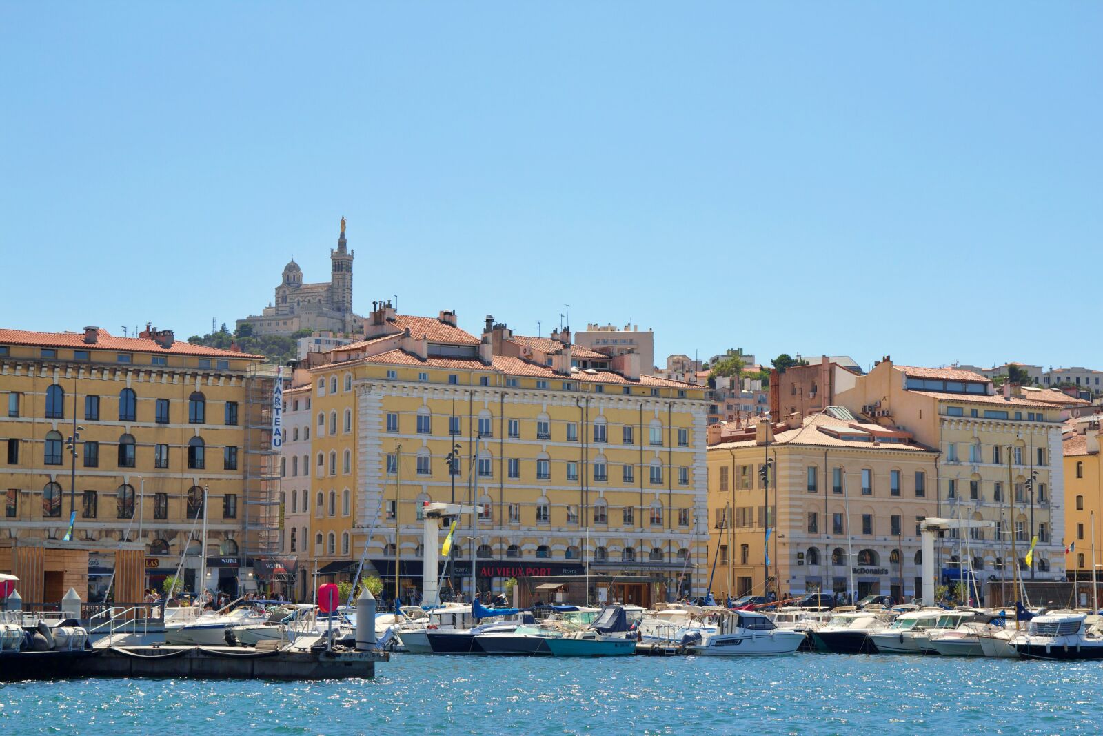 Canon EOS 600D (Rebel EOS T3i / EOS Kiss X5) sample photo. Marseille, port, sea photography