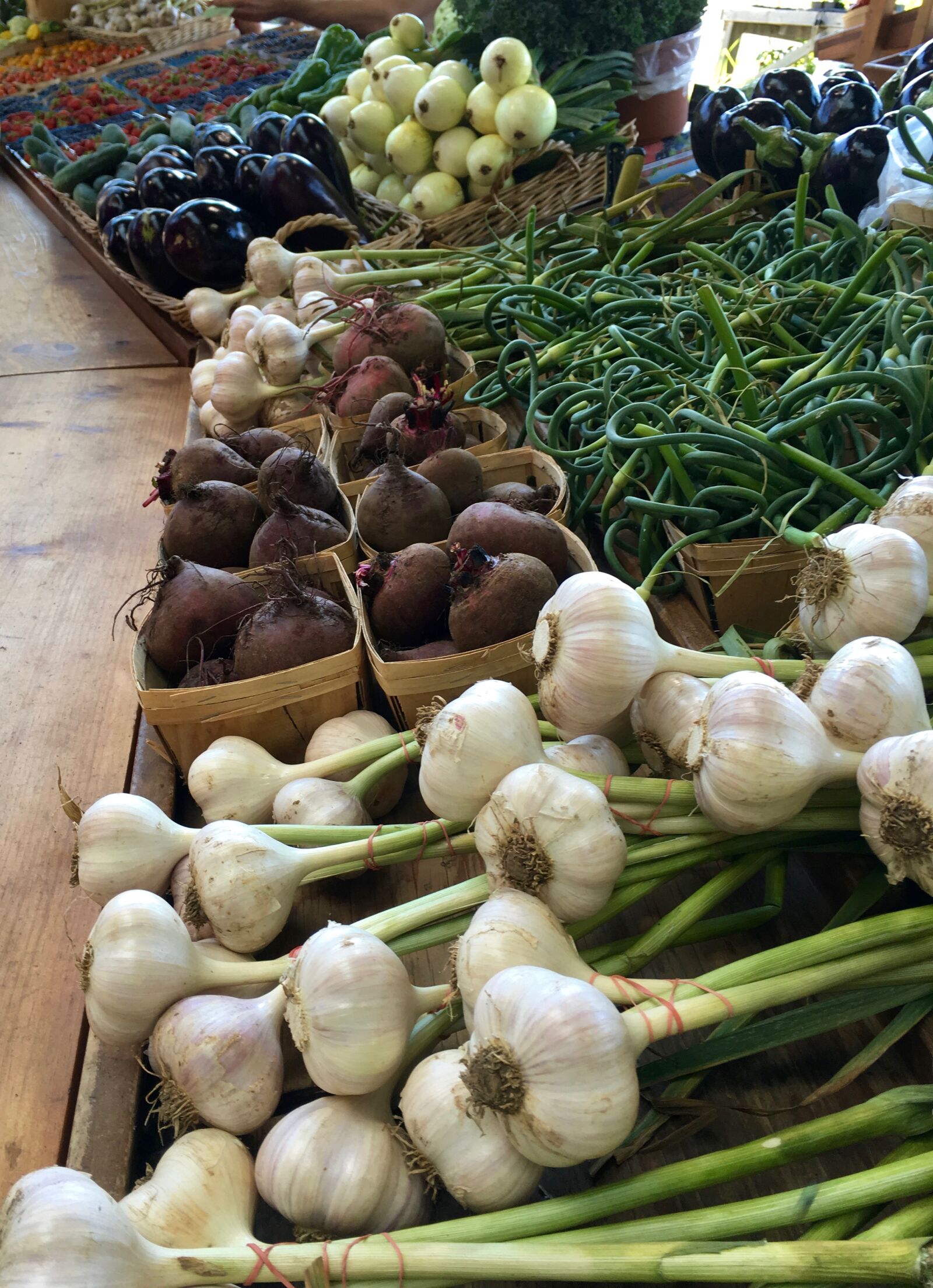Apple iPhone 6s sample photo. Beets, fresh, vegetables, garlic photography