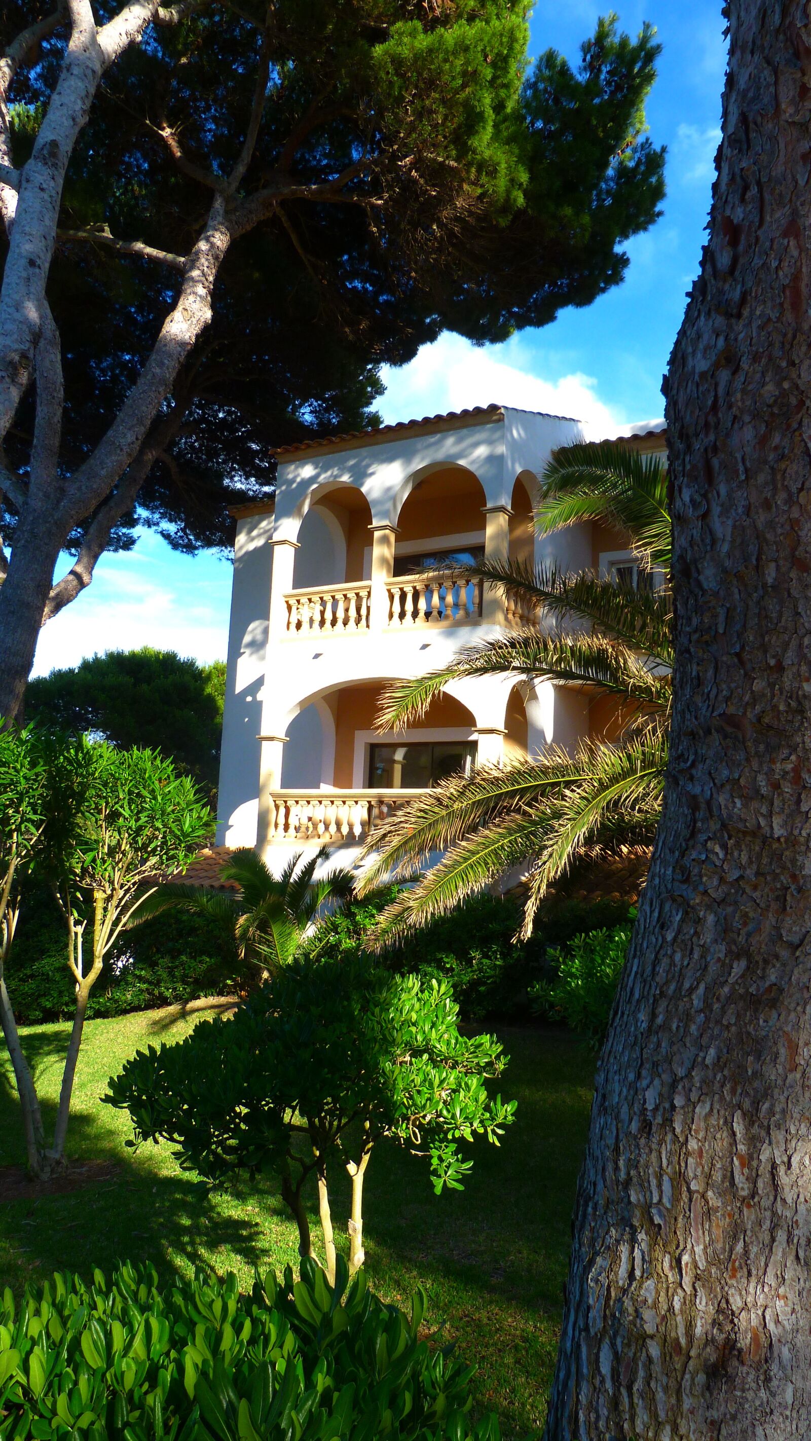 Panasonic Lumix DMC-FZ40 (Lumix DMC-FZ45) sample photo. Mallorca, house, spain photography
