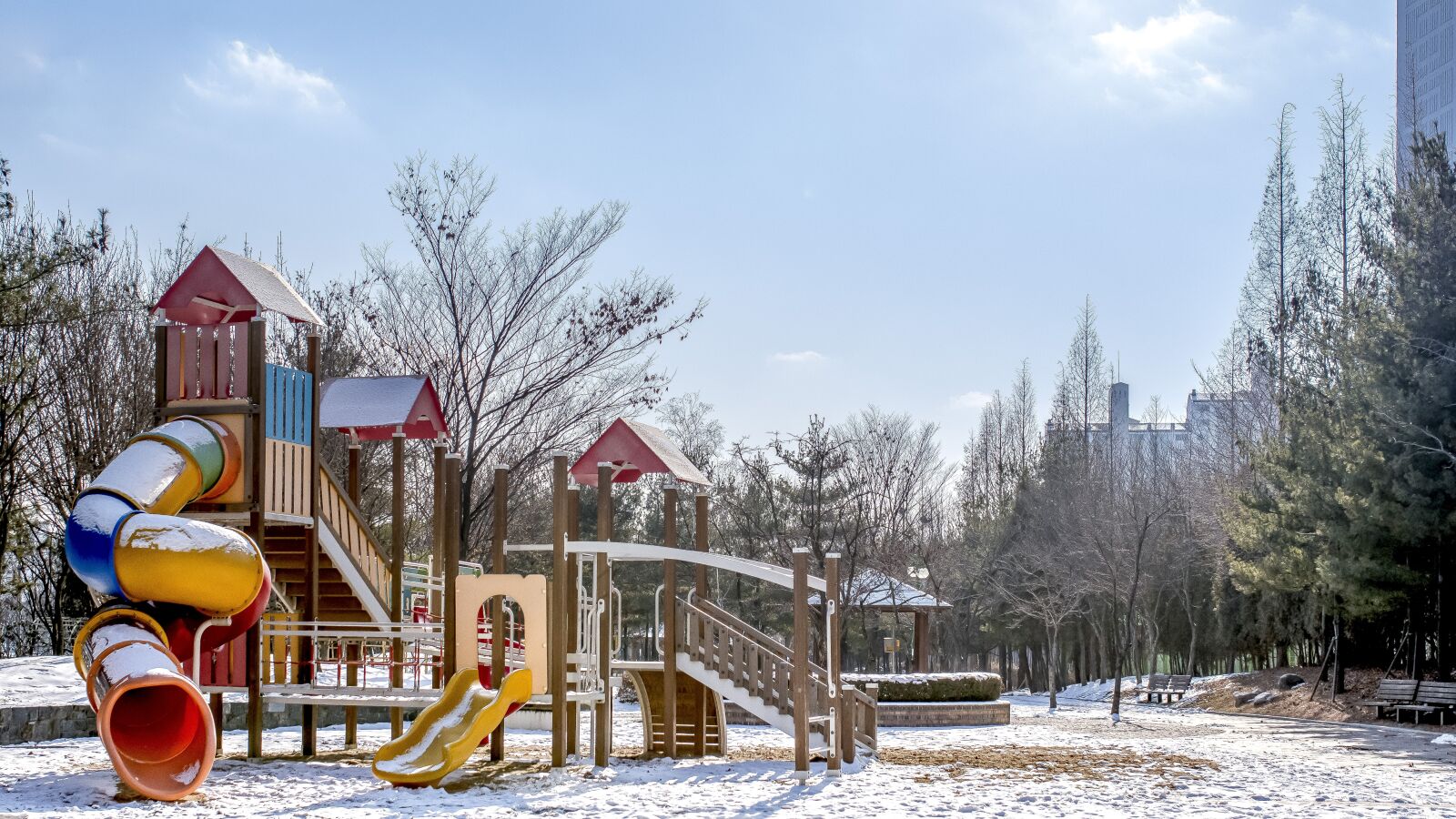 Nikon D500 sample photo. Playground, sky, apartments photography