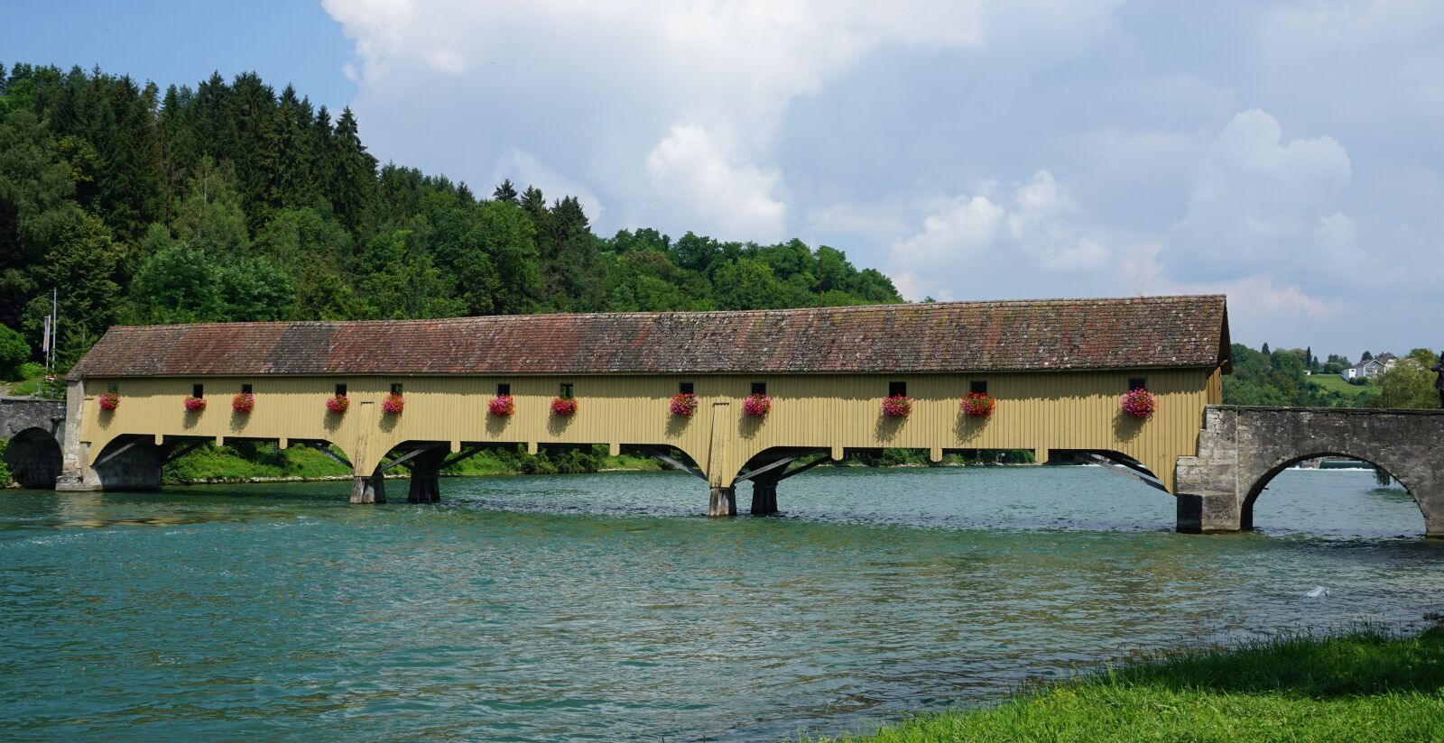 Sony DT 16-50mm F2.8 SSM sample photo. Wooden bridge, customs bridge photography