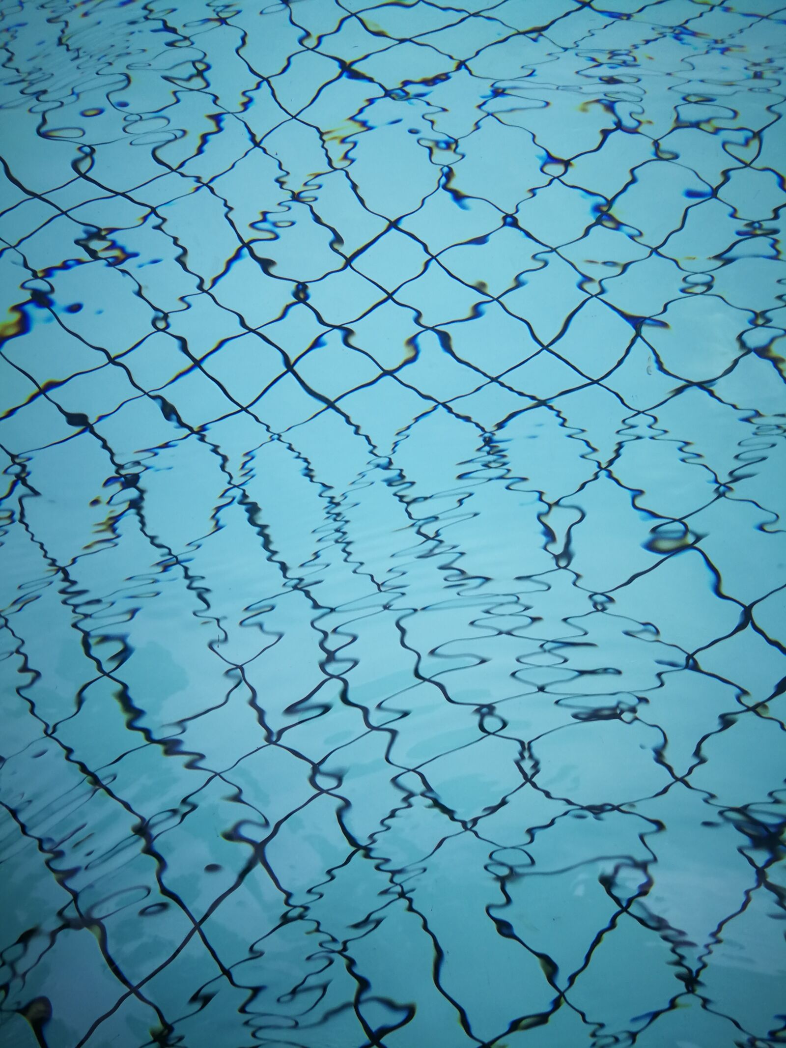 HUAWEI P10 Plus sample photo. Swimming pool, mode, abstract photography