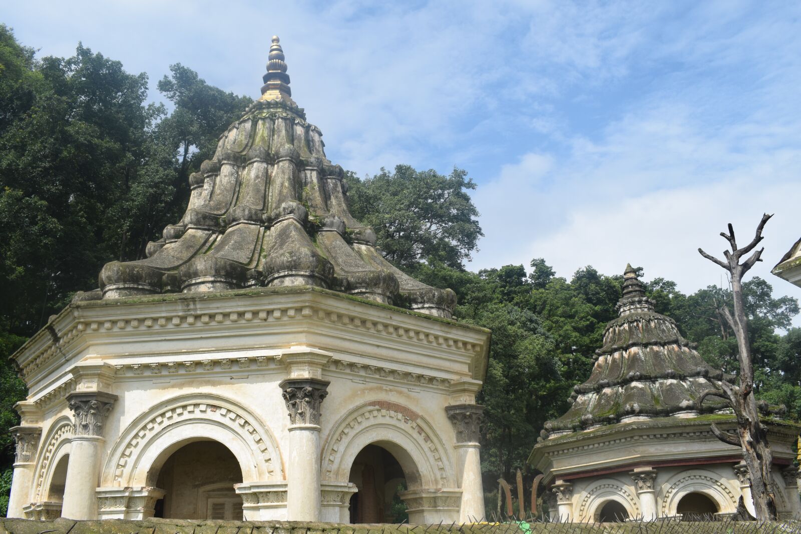 Nikon D5300 sample photo. A stupa, temple, good photography