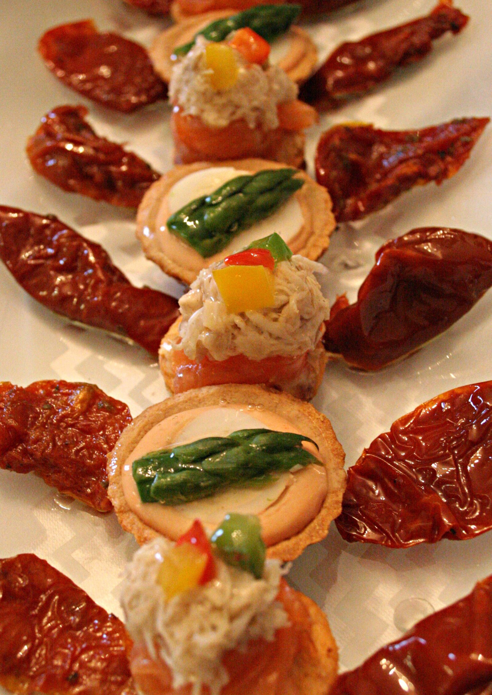 Canon EOS 20D sample photo. Food, party food, celebration photography