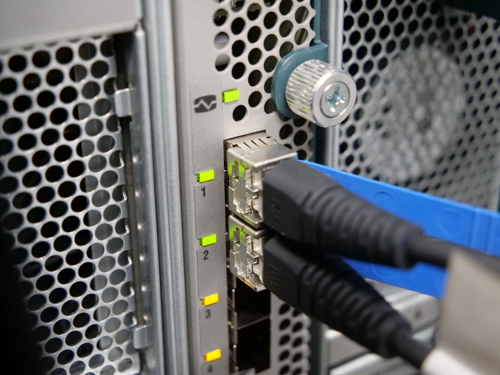 Panasonic Lumix DC-G9 sample photo. Cisco, network, lan photography