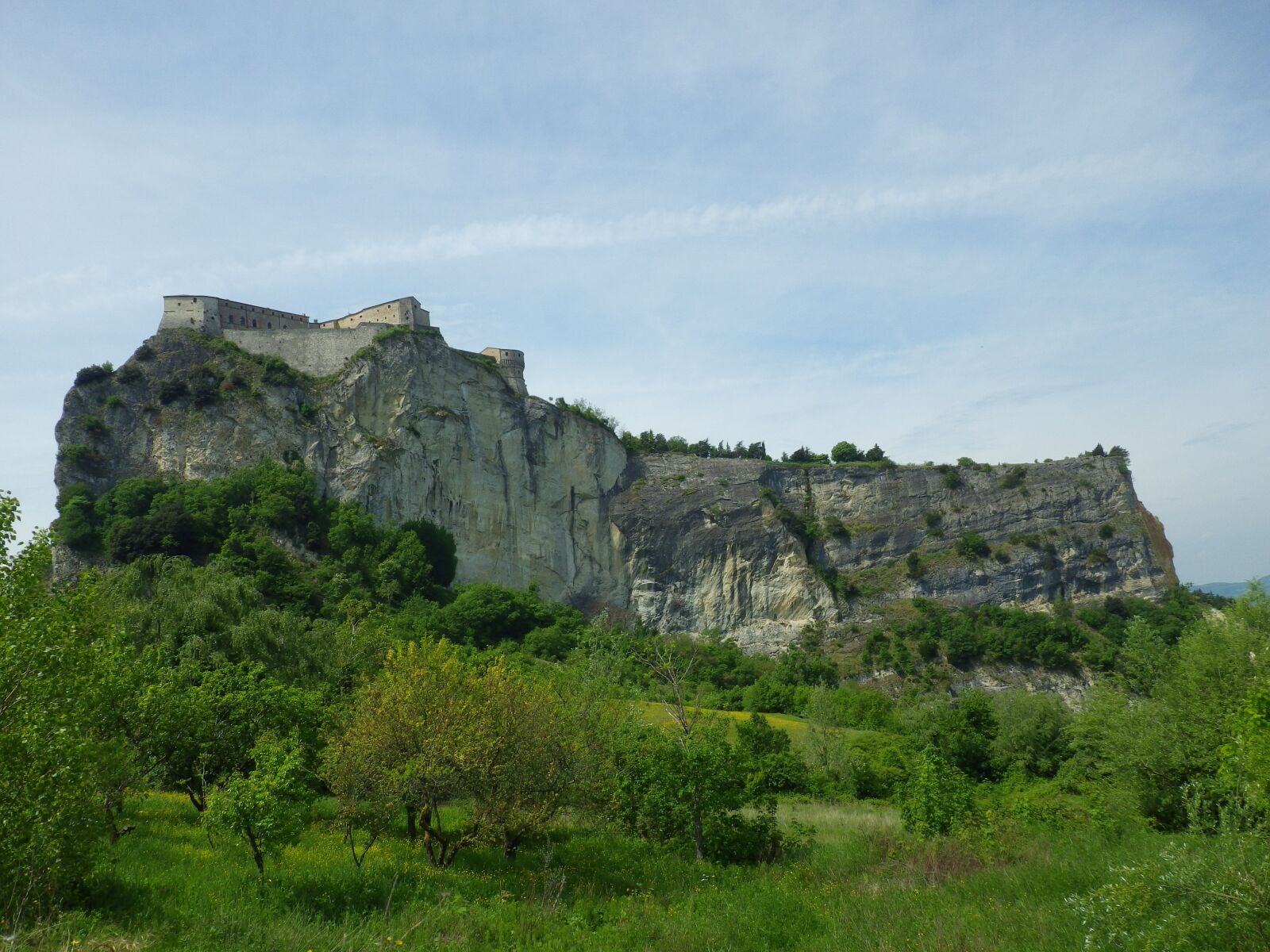 Pentax Optio WG-2 GPS sample photo. Landscape, san leo, italy photography