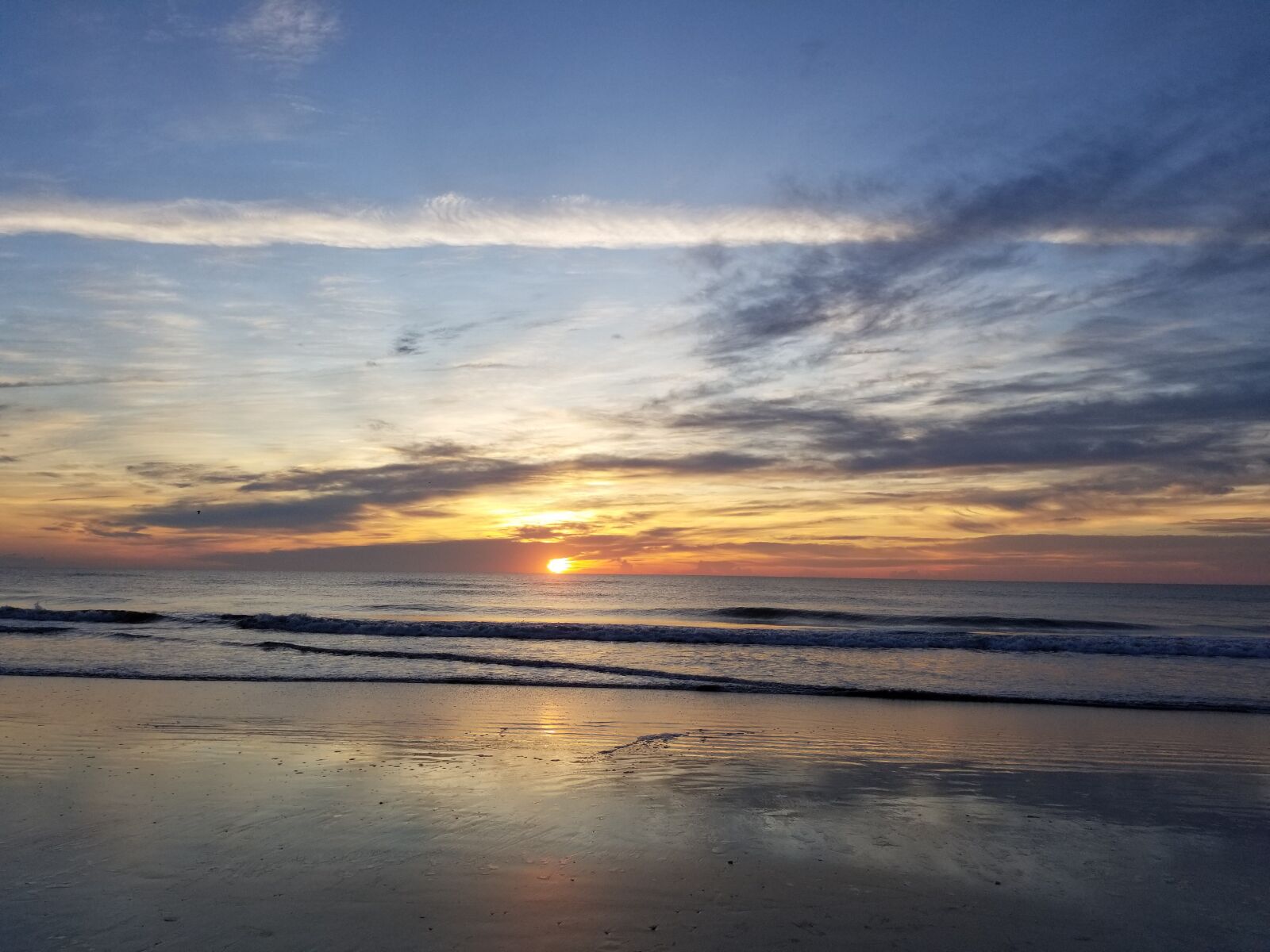 Samsung Galaxy S8 sample photo. Sunrise, sky beach, beach photography