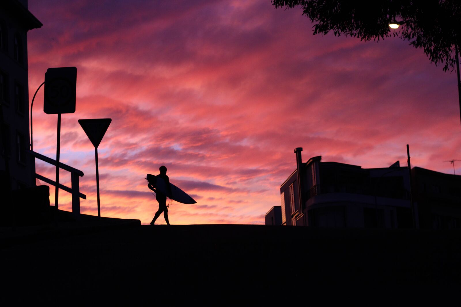 Canon EOS 7D + Canon EF 50mm F1.8 STM sample photo. Clouds, man, person photography