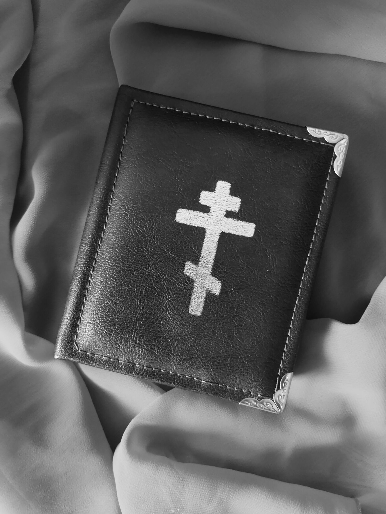 Samsung Galaxy A70 sample photo. Book, prayer, religion photography