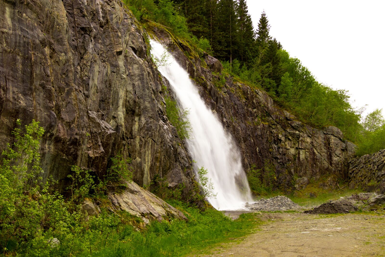 Canon EOS 80D sample photo. Waterfall, norway, mountains photography