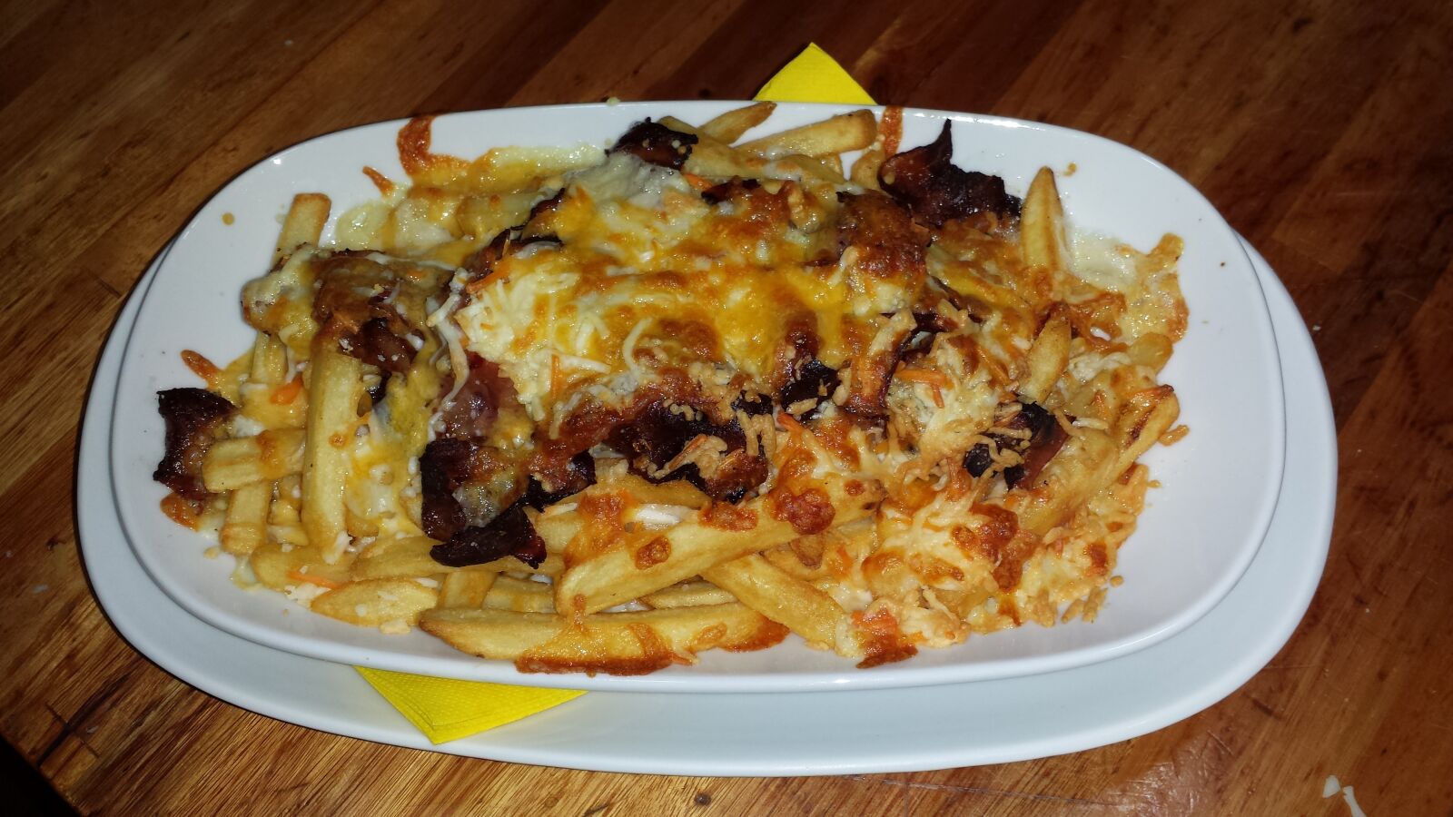 Samsung Galaxy S4 sample photo. Potatoes, conqueso, rico photography