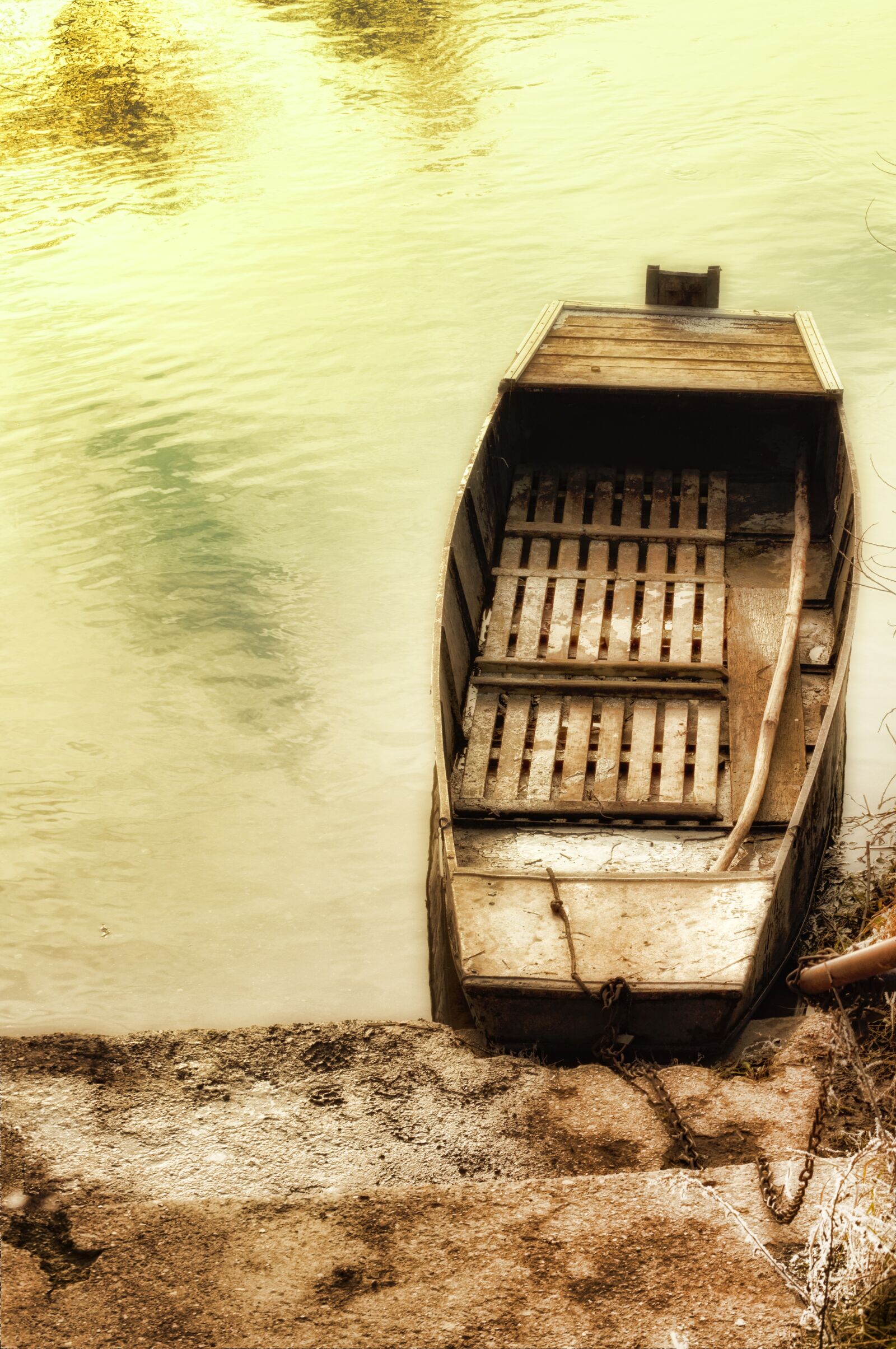 Nikon D5000 sample photo. Boat, empty, old photography