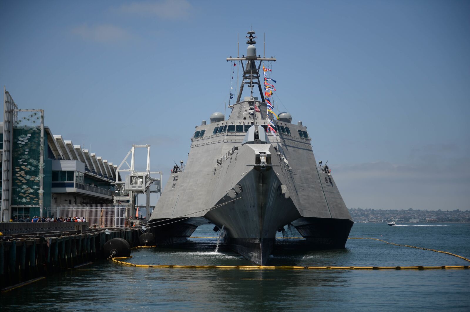 Nikon D4 sample photo. Uss gabrielle giffords lcs photography