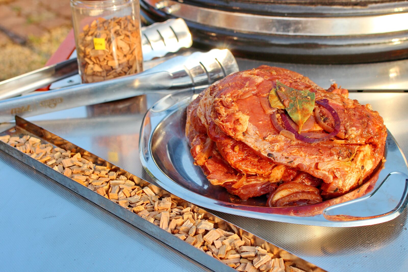 Canon EOS 700D (EOS Rebel T5i / EOS Kiss X7i) sample photo. Pork, barbecue, grilled steak photography