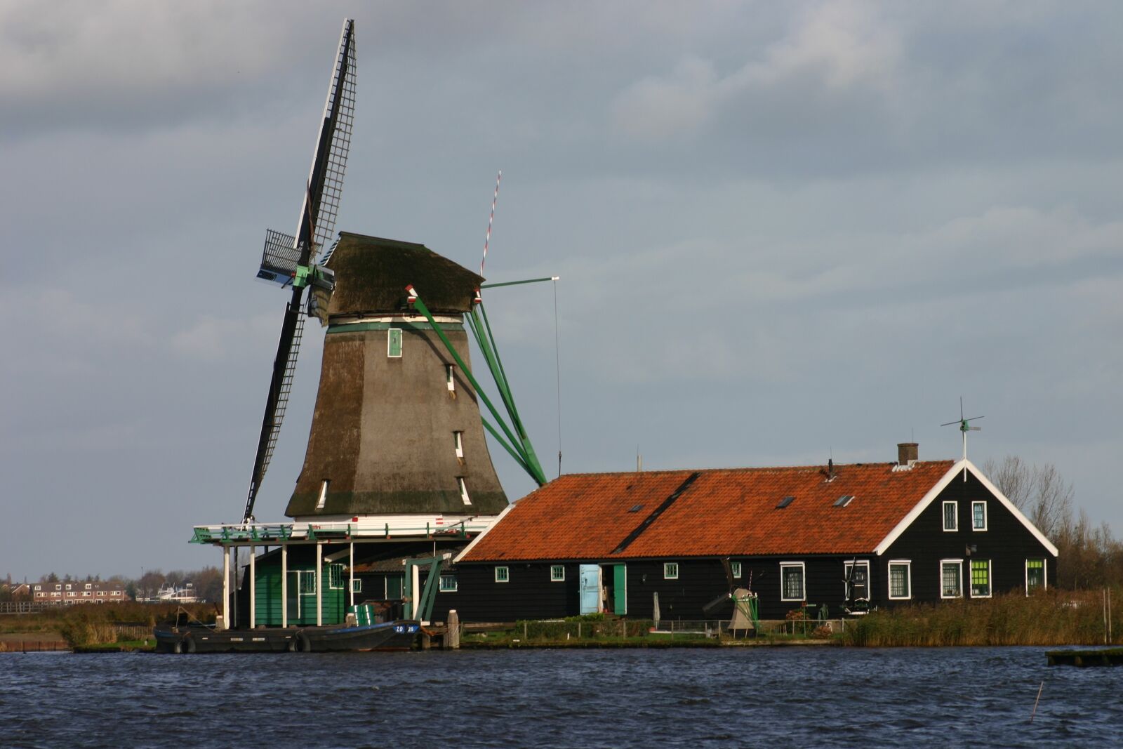 Canon EOS 300D (EOS Digital Rebel / EOS Kiss Digital) sample photo. Holland, mill, landscapes photography