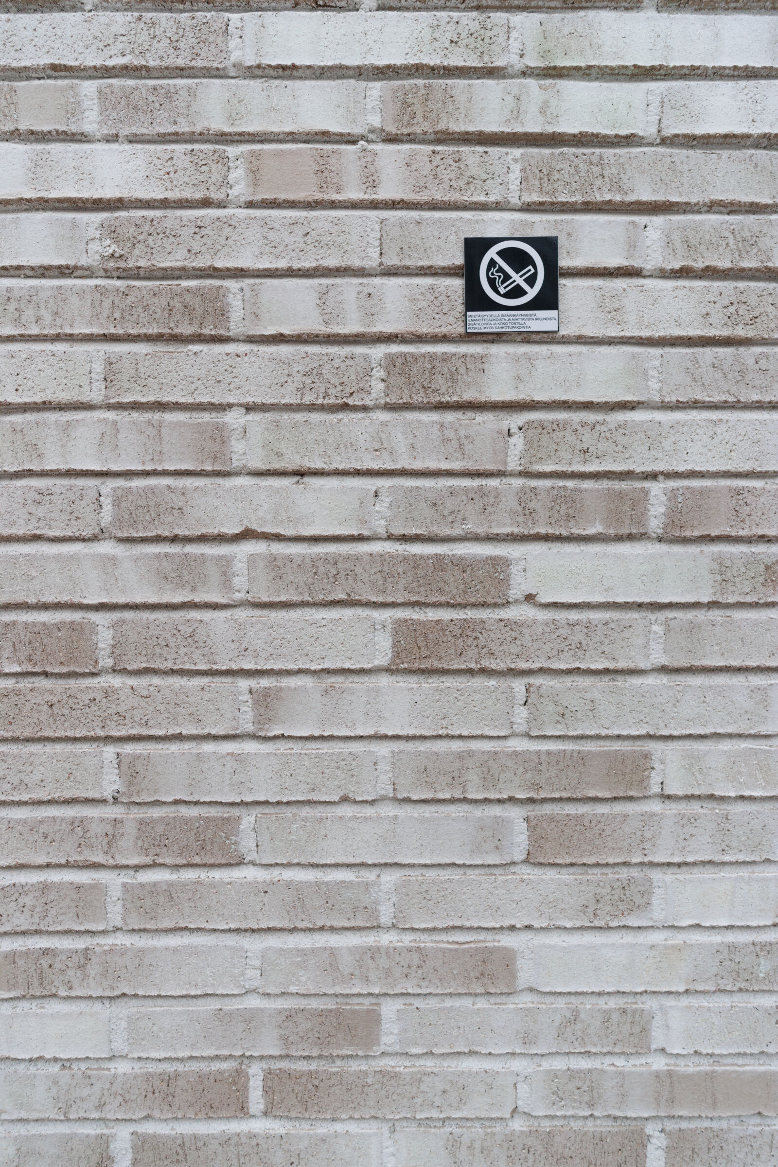 Canon EOS R7 sample photo. No smoking wall photography