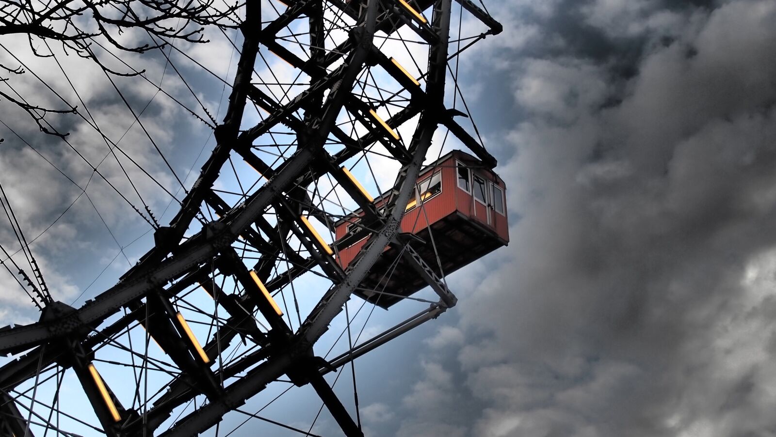 Olympus PEN E-PL3 sample photo. Vienna, prater, fair photography