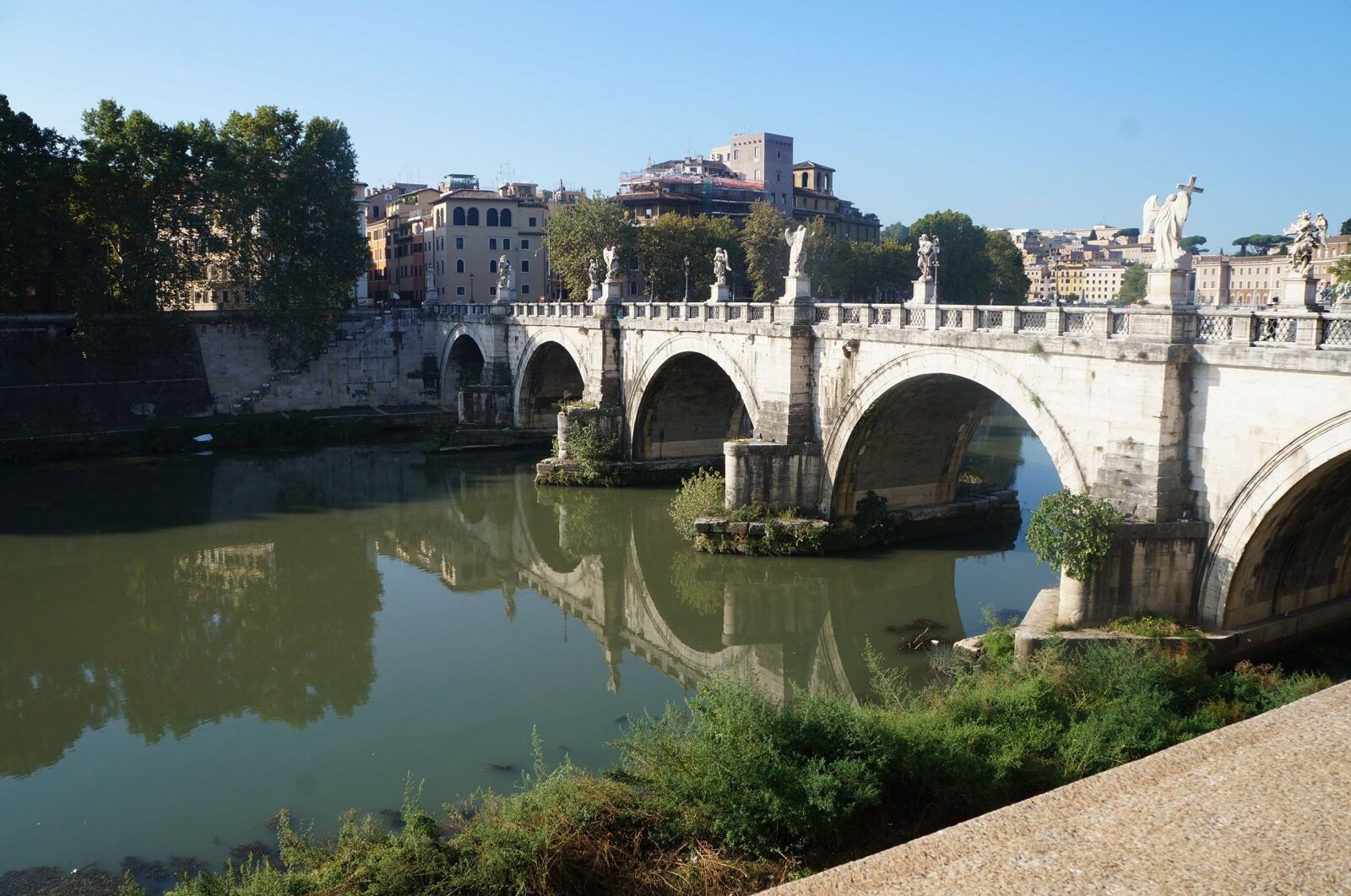 Sony Alpha NEX-5N + Sony E 18-55mm F3.5-5.6 OSS sample photo. Italy, bridge, europe photography