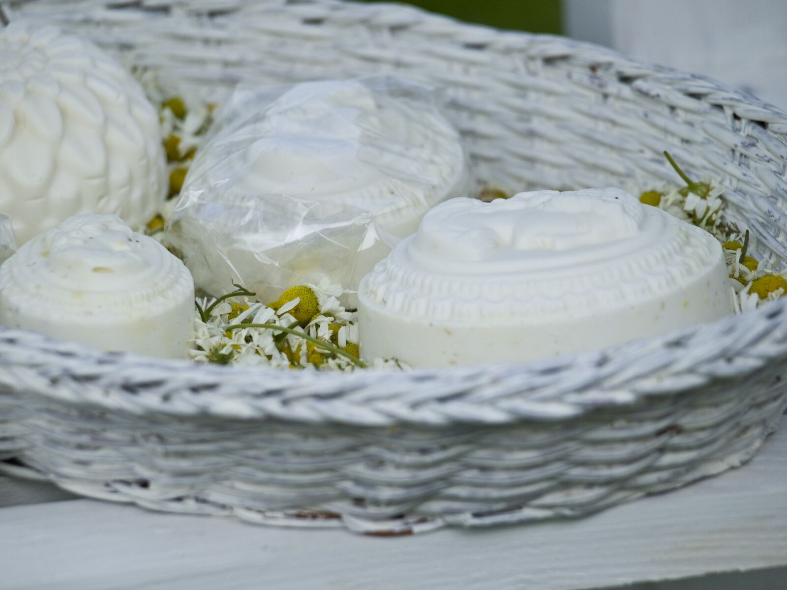Olympus E-420 (EVOLT E-420) sample photo. Soap, natural cosmetics, selbstruehrer photography