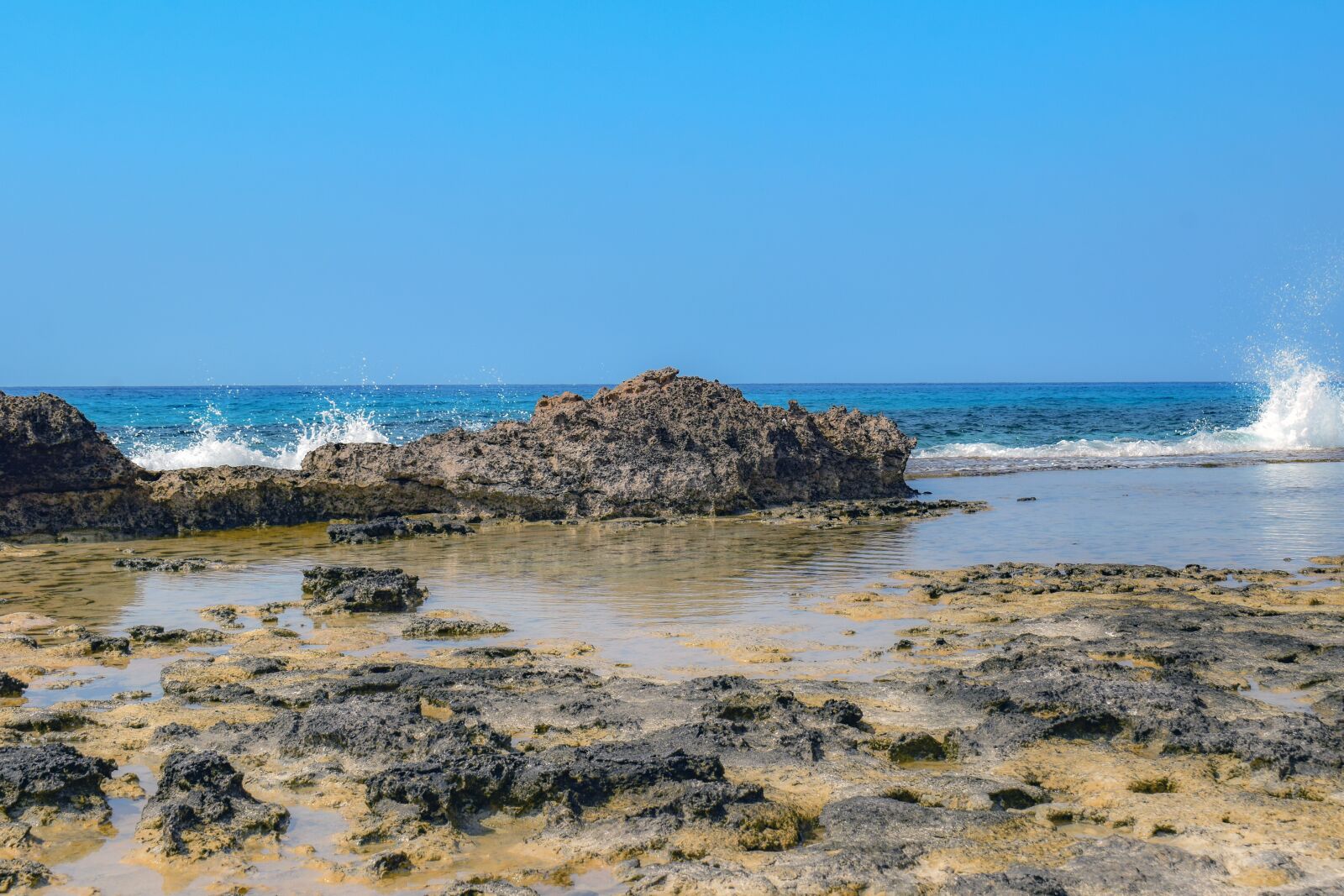 Nikon D3300 sample photo. Rocky coast, sea, nature photography