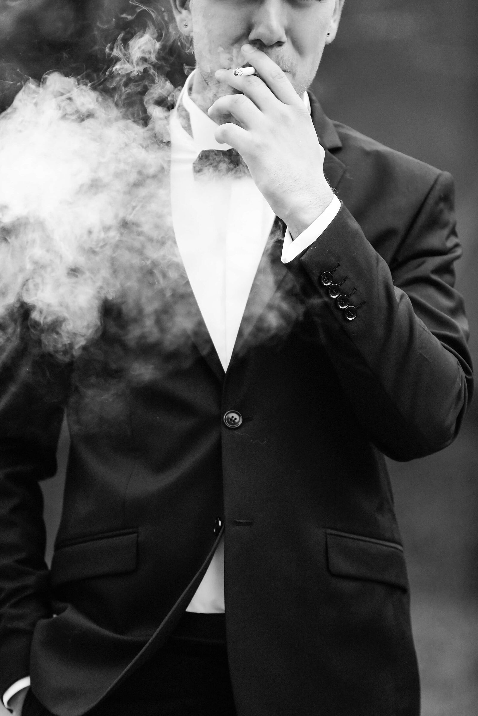Canon EOS 5D Mark III sample photo. Cigarette, smoke, tuxedo suit photography