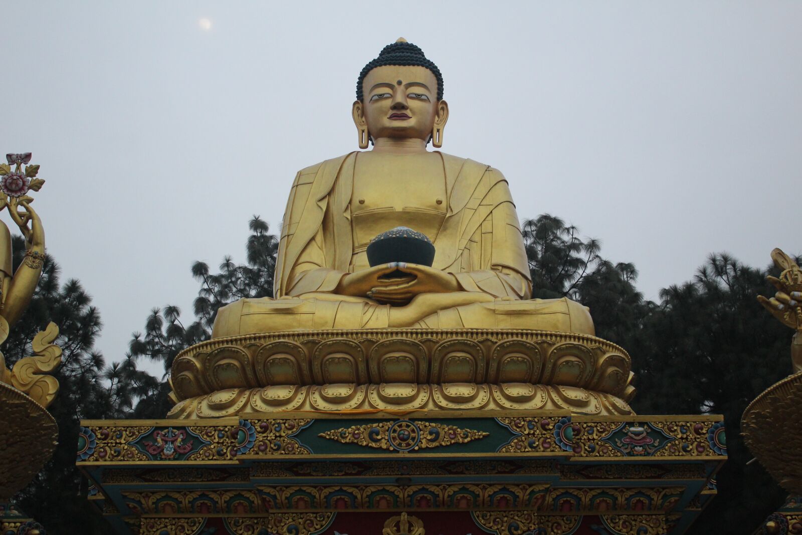Canon EF-S 18-55mm F3.5-5.6 IS sample photo. Buddha, buddhist, buddhism photography