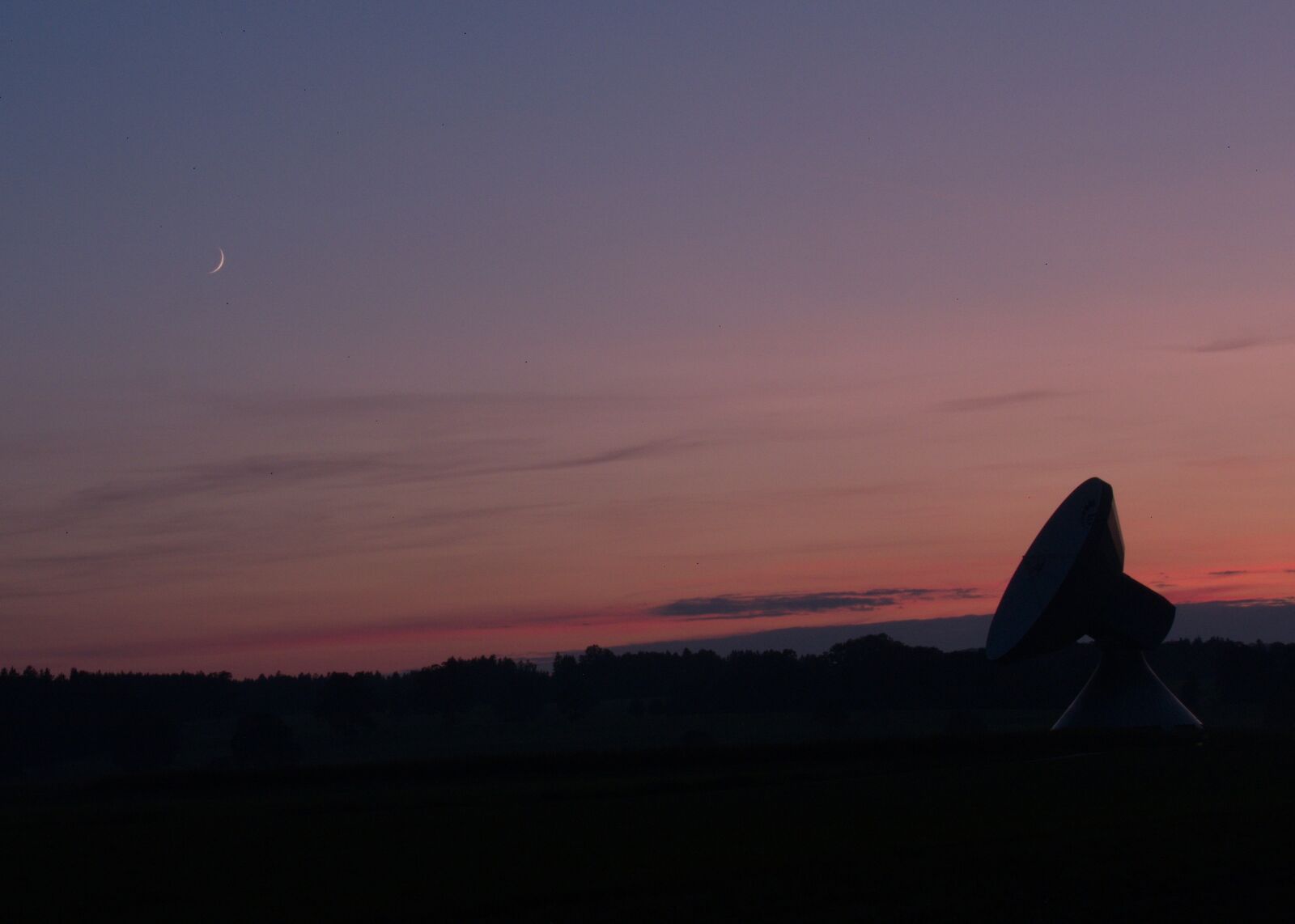 Panasonic Lumix DMC-G6 sample photo. Random, earth station, radar photography