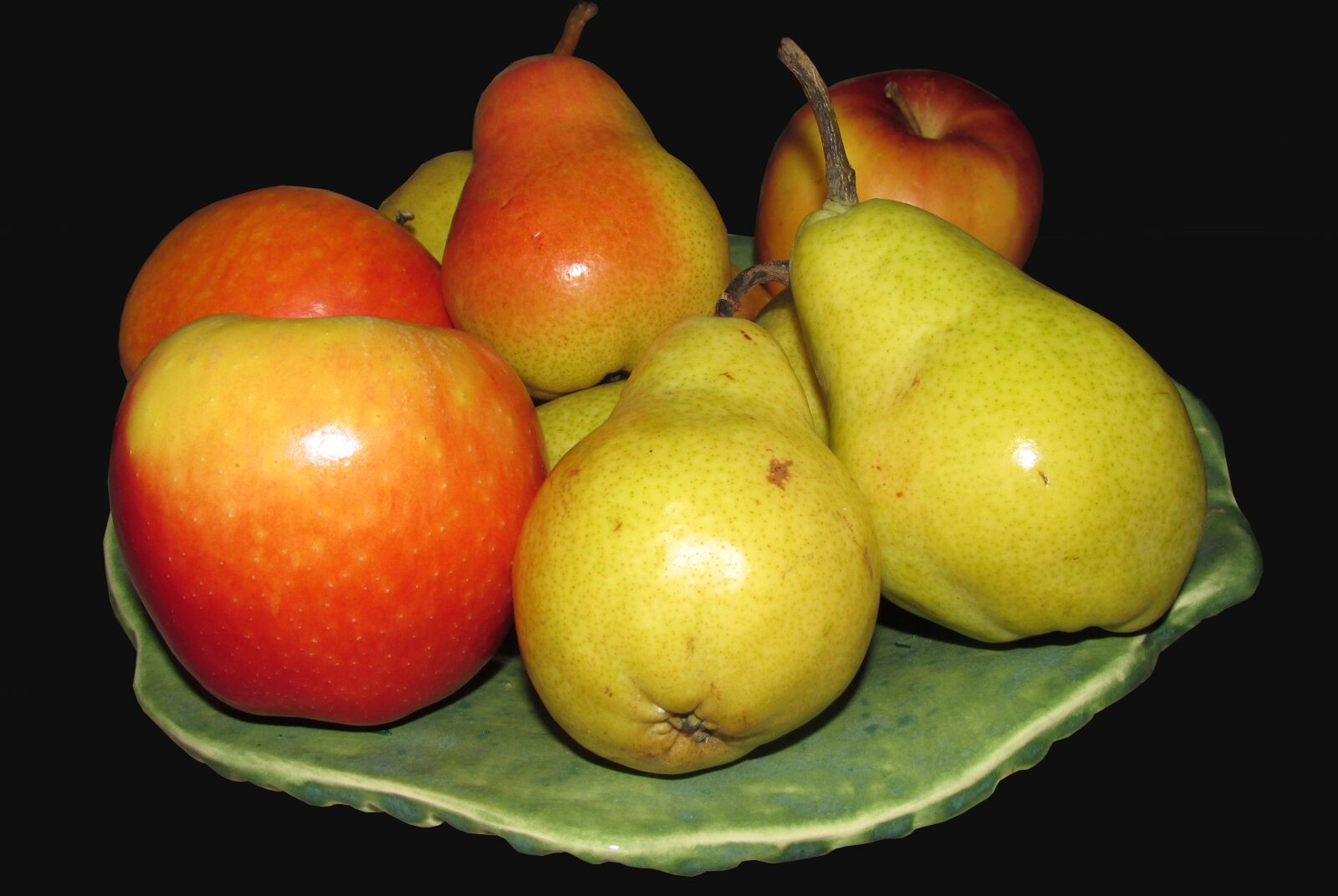 Canon PowerShot SX170 IS sample photo. Fruit, food, apple photography