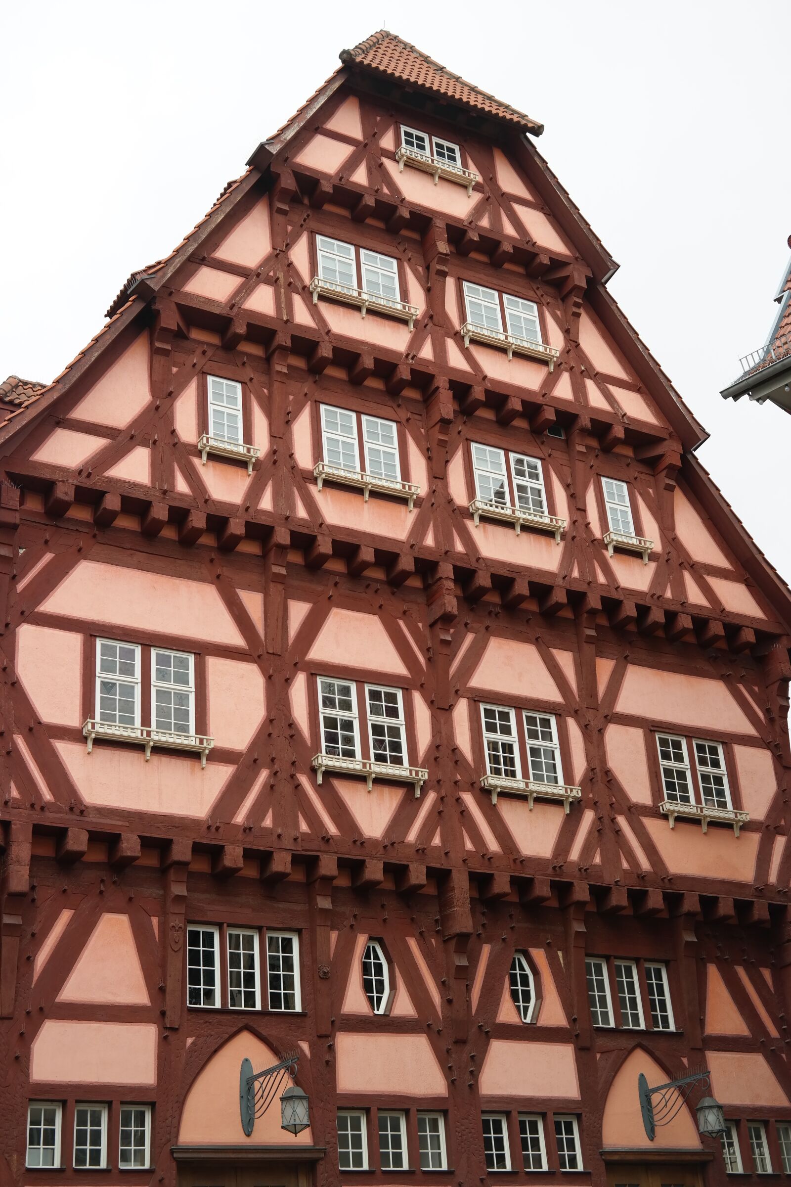 Samsung NX300 sample photo. Fachwerkh user, esslingen, historic photography